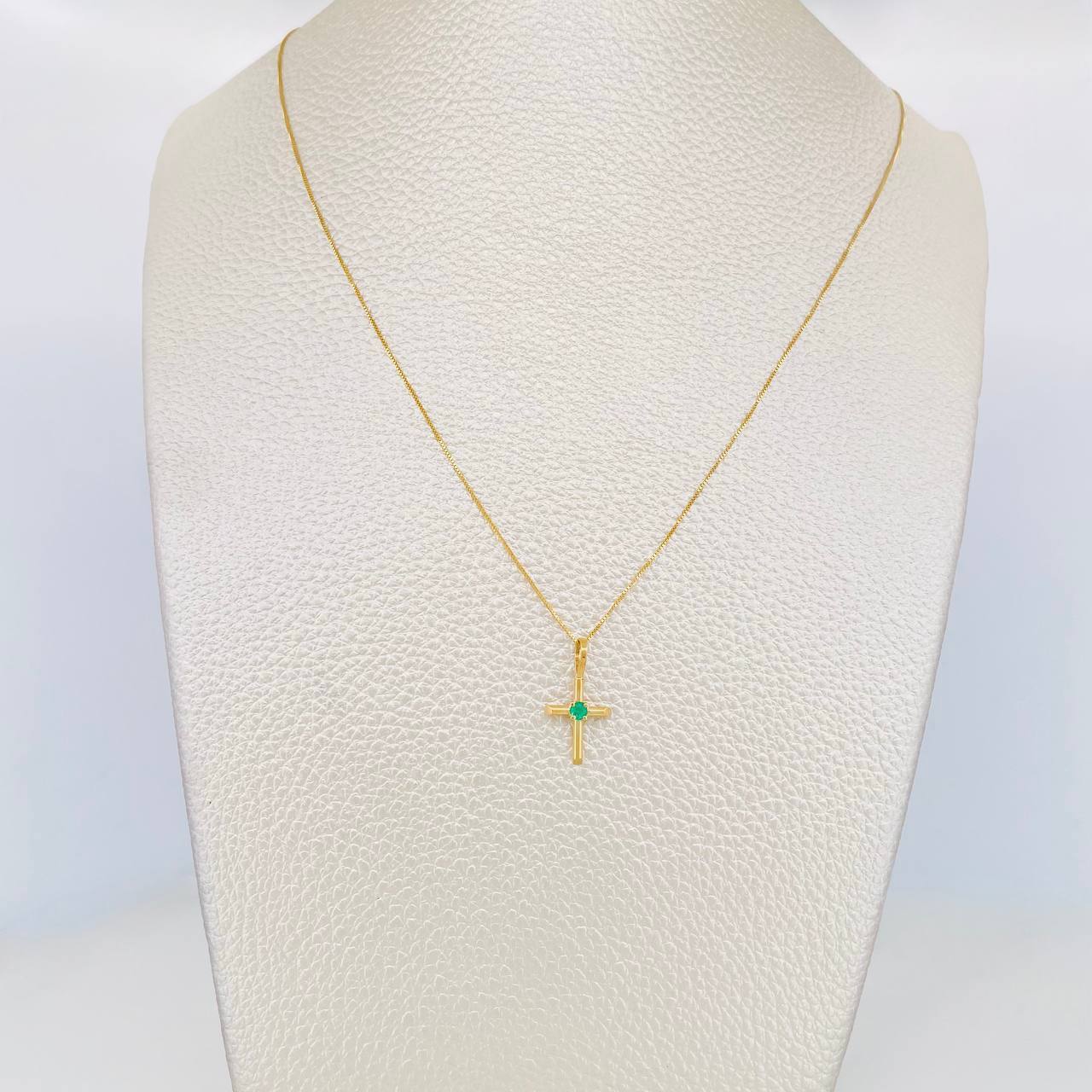 Set Cadena Veneciana + Dije Cruz Esmeralda 06Pts / 1.3 g / 50 cm Oro Amarillo 18K