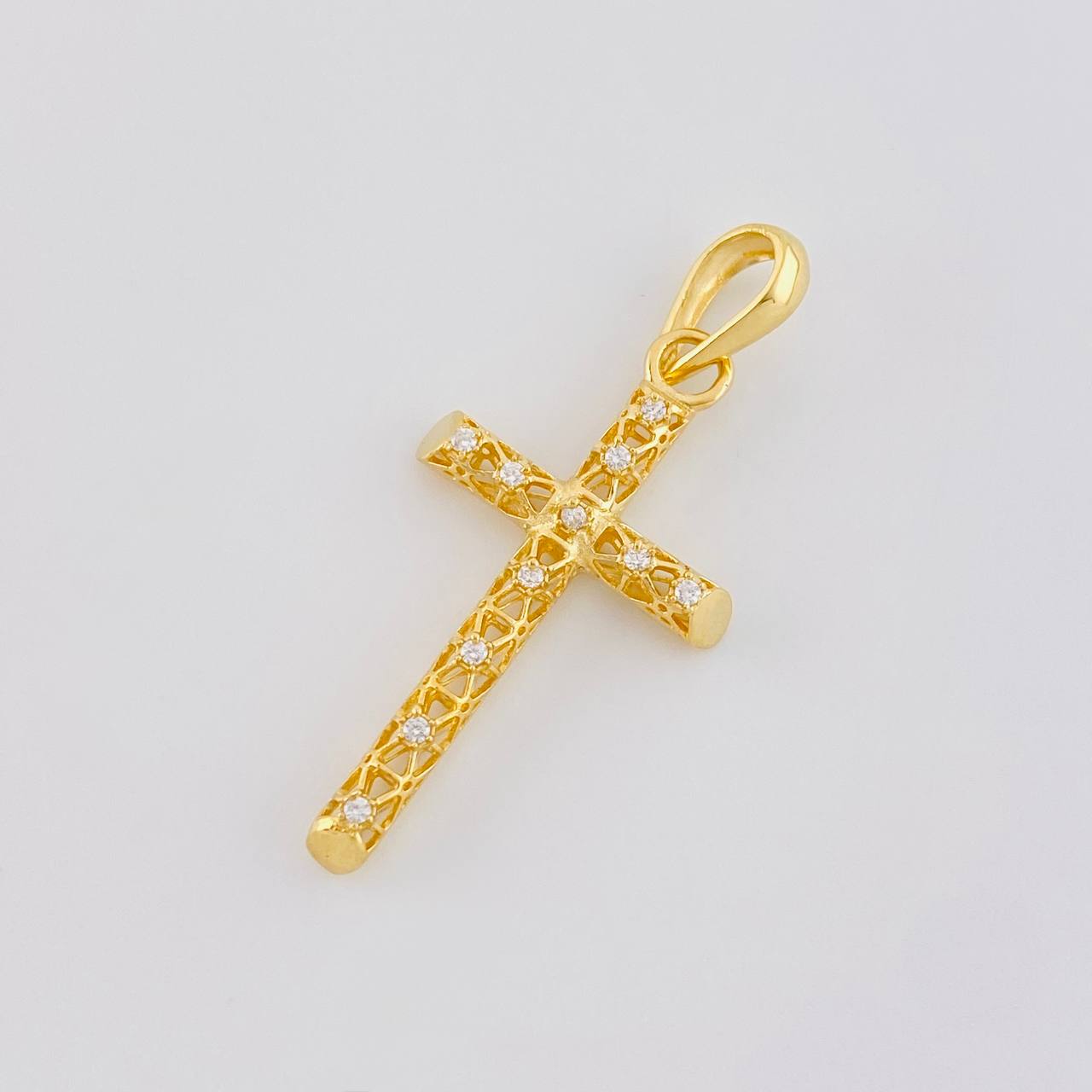 Dije Cruz Malla Latina 1.5 g / 3.5 cm Oro Amarillo 18K