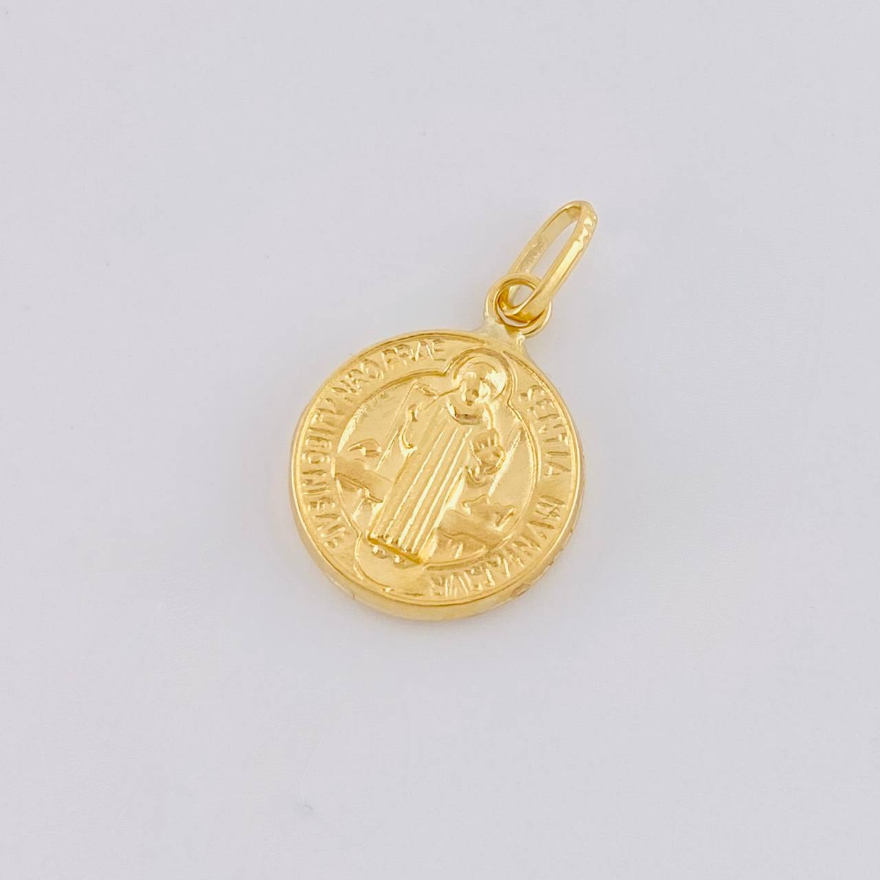 Dije San Benito 0.8 g / 1.9 cm Oro Amarillo 18K