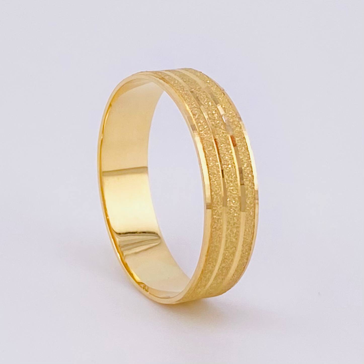 Anillo Argolla triple linea 3.2g / T7 1/4 Oro Amarillo 18K