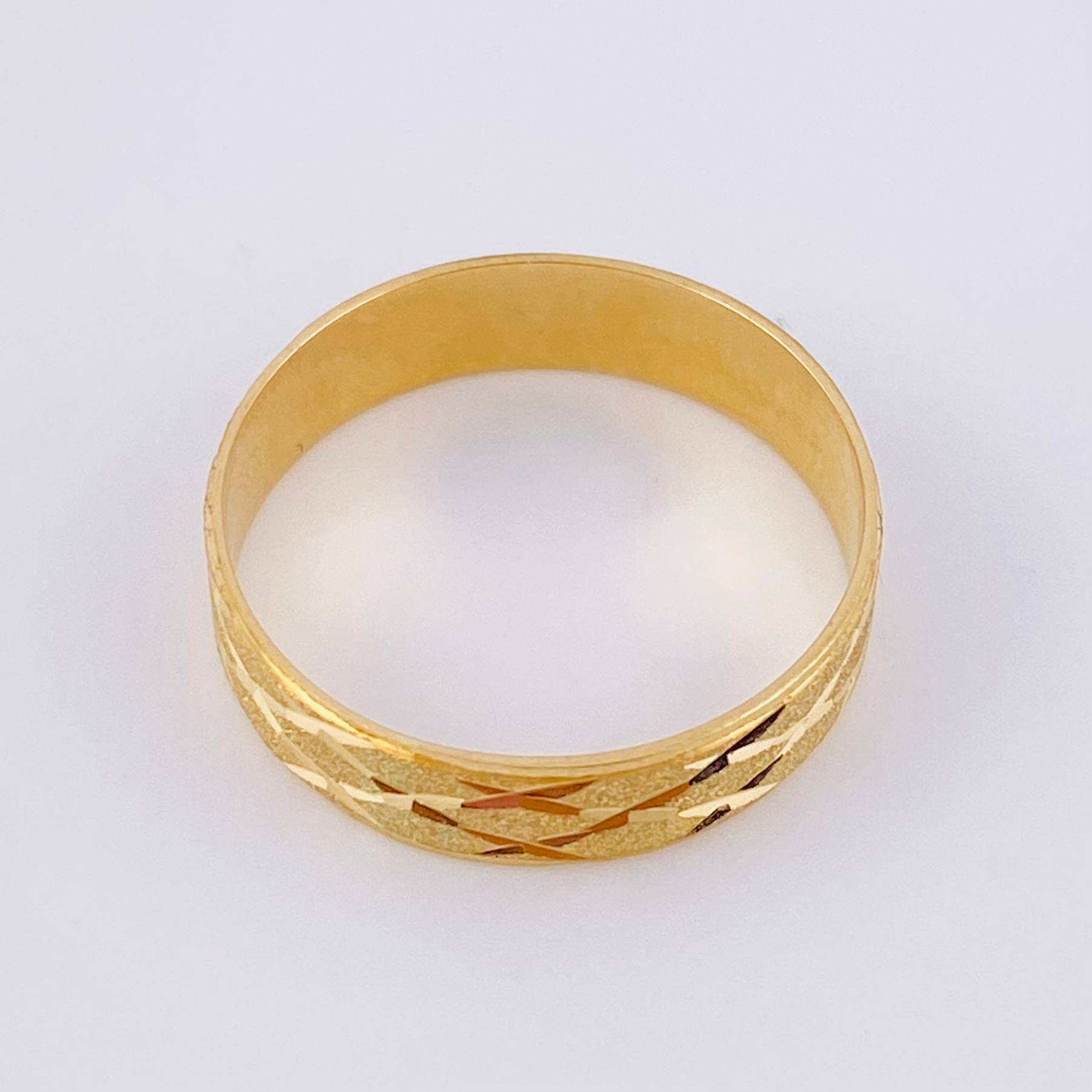 Anillo Argolla malla zig-zag diamantada 3.45g / T8 1/4 Oro Amarillo 18K