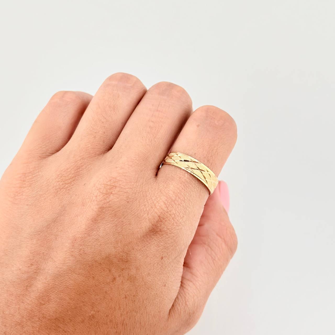 Anillo Argolla malla zig-zag diamantada 3.5g / T8 3/4 Oro Amarillo 18K