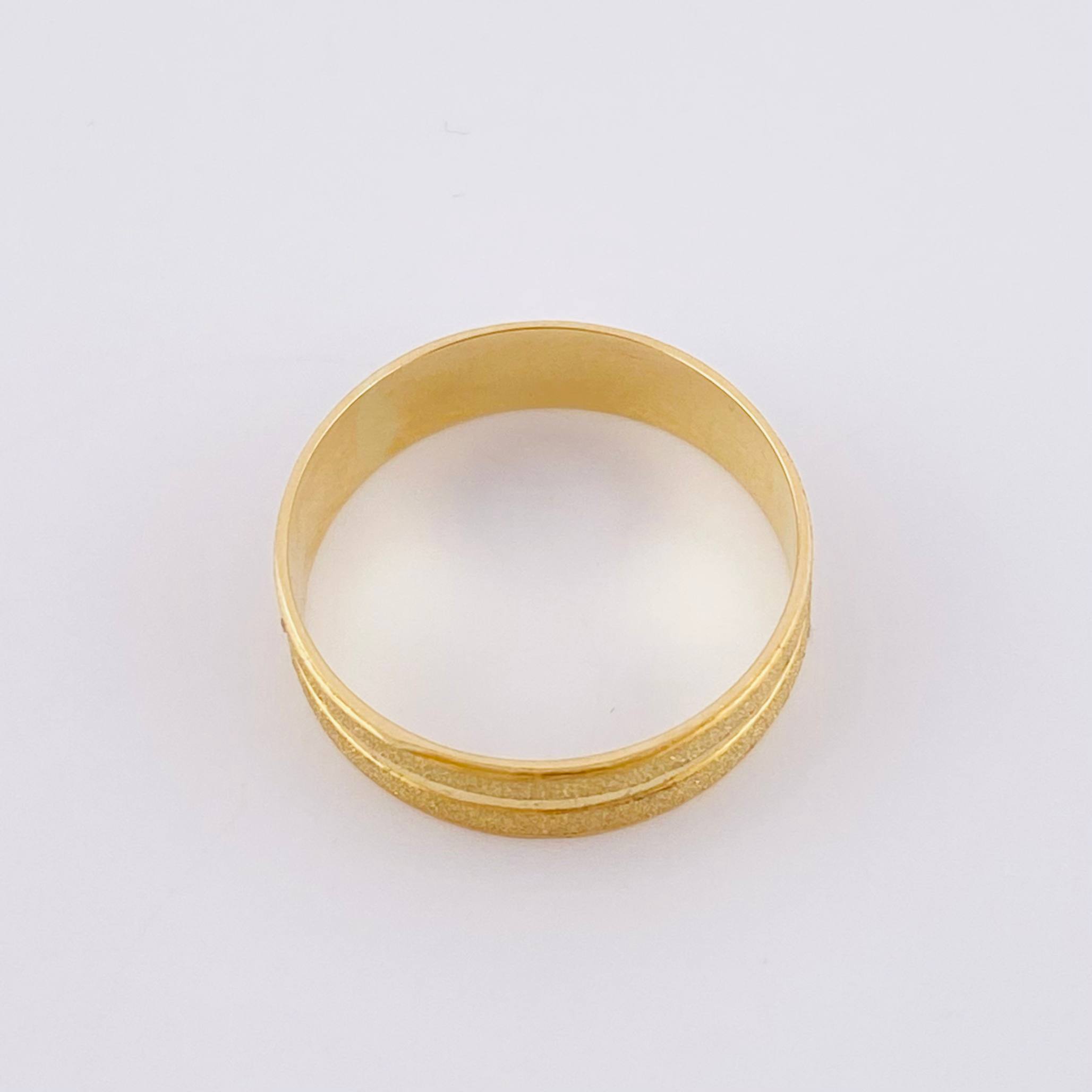 Anillo Argolla Doble Linea Mate 2.8 g / T9 Oro Amarillo 18K