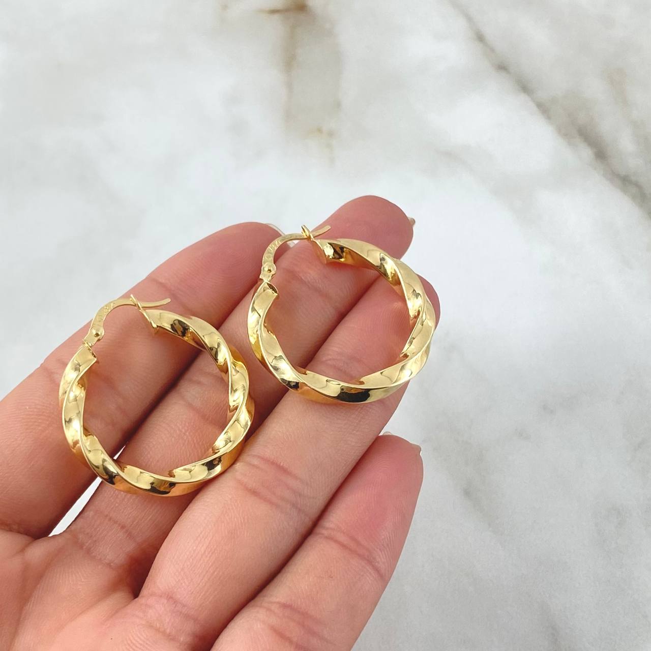 Candongas Kari 3.85gr / 3cm / Entorchadas Oro Amarillo 18K *