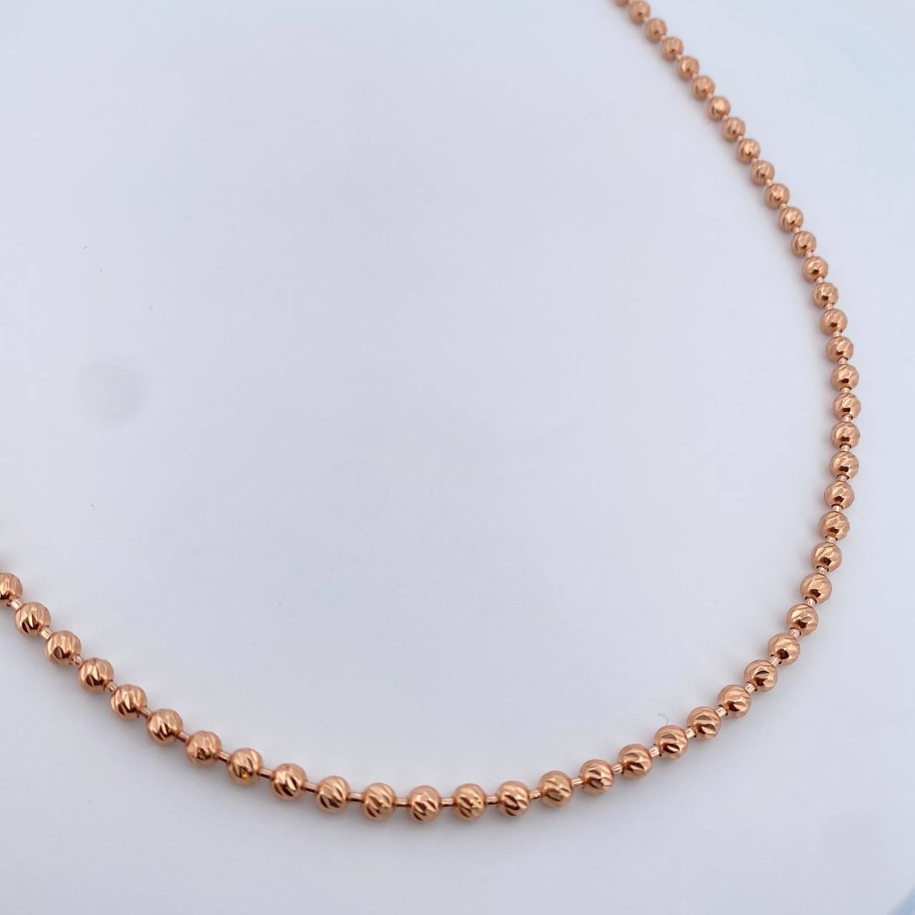 Cadena Militar 24.15gr / 59.6cm / 4mm Bola Diamantada Oro Rosa 18K $