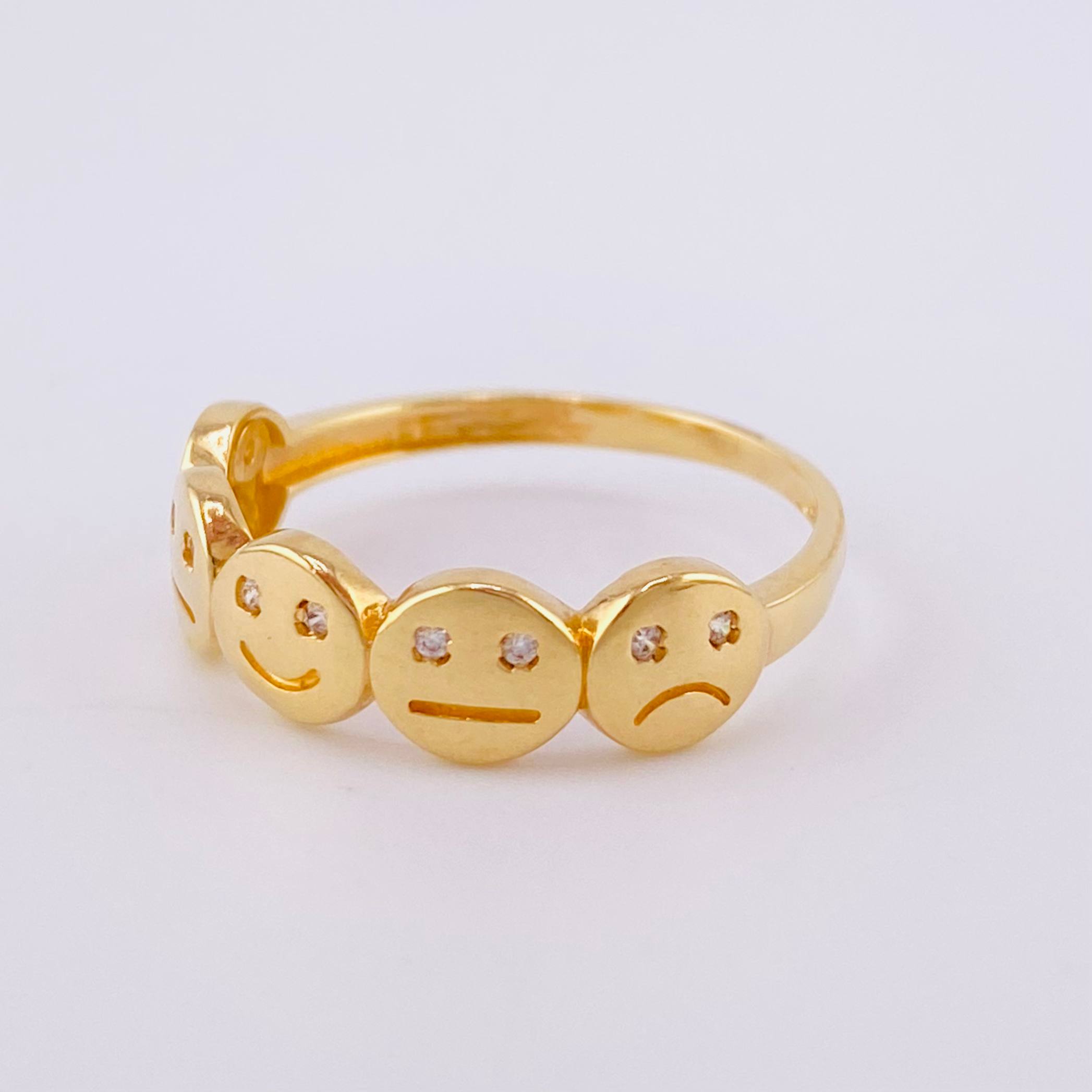 Anillo Emojis 2.4gr / T6 3/4 / Oro 18K