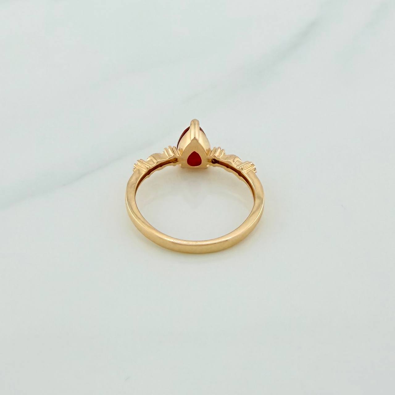 Anillo Solitario Gota 2.2gr / T6 / Oro Amarillo 18K %