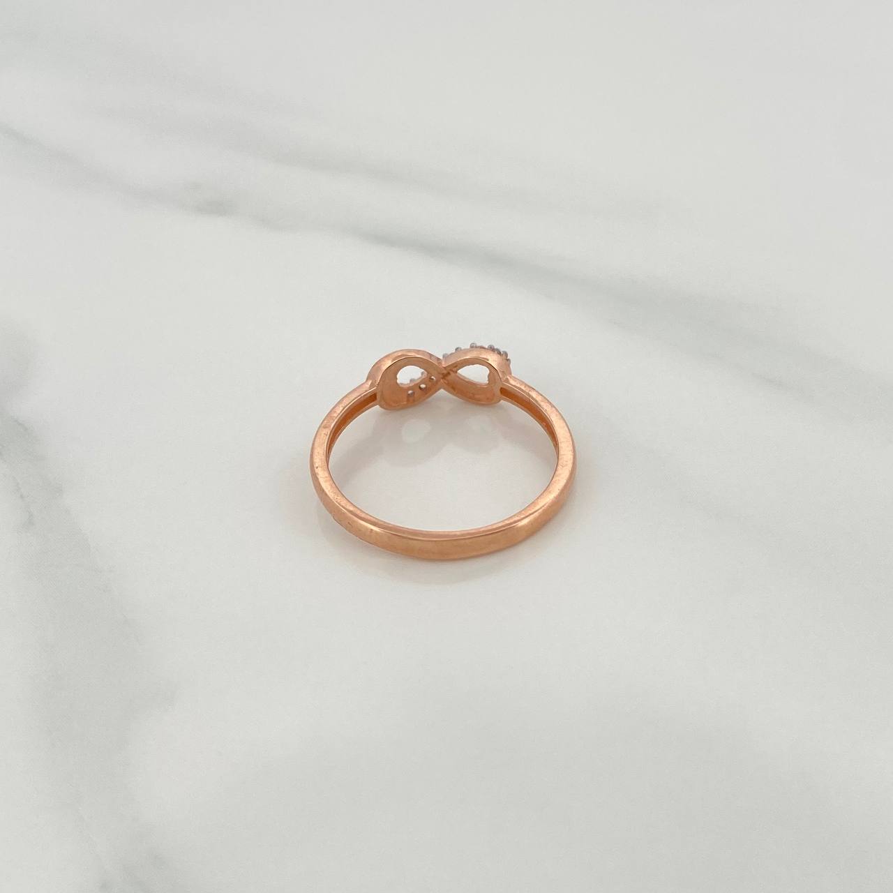 Anillo Infinito 1.9gr / T6 1/4 / Dos Oros 18K %