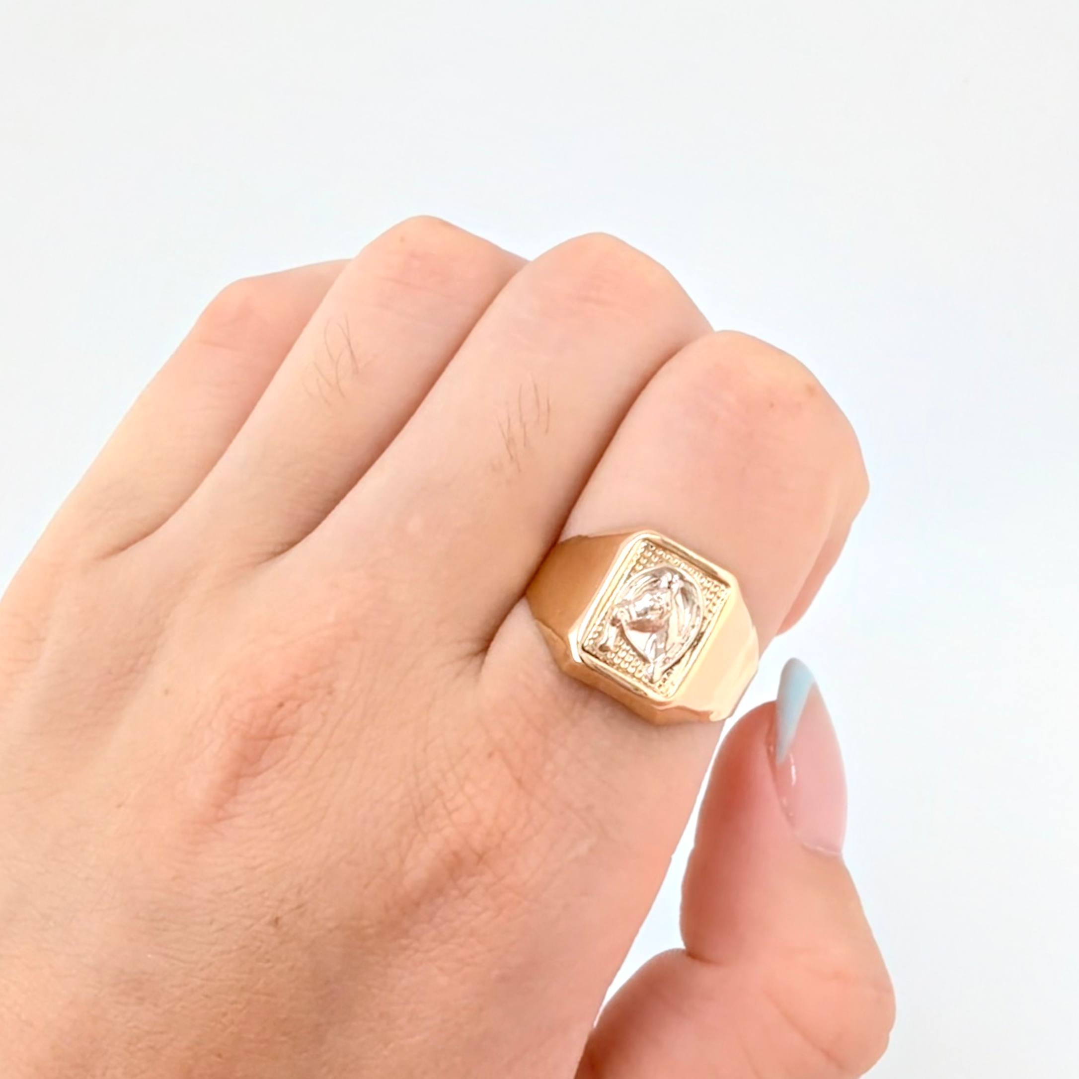 Anillo Sello Herradura Caballo 3.35gr / T8 3/4 / Dos Oros Amarillo Blanco 18K