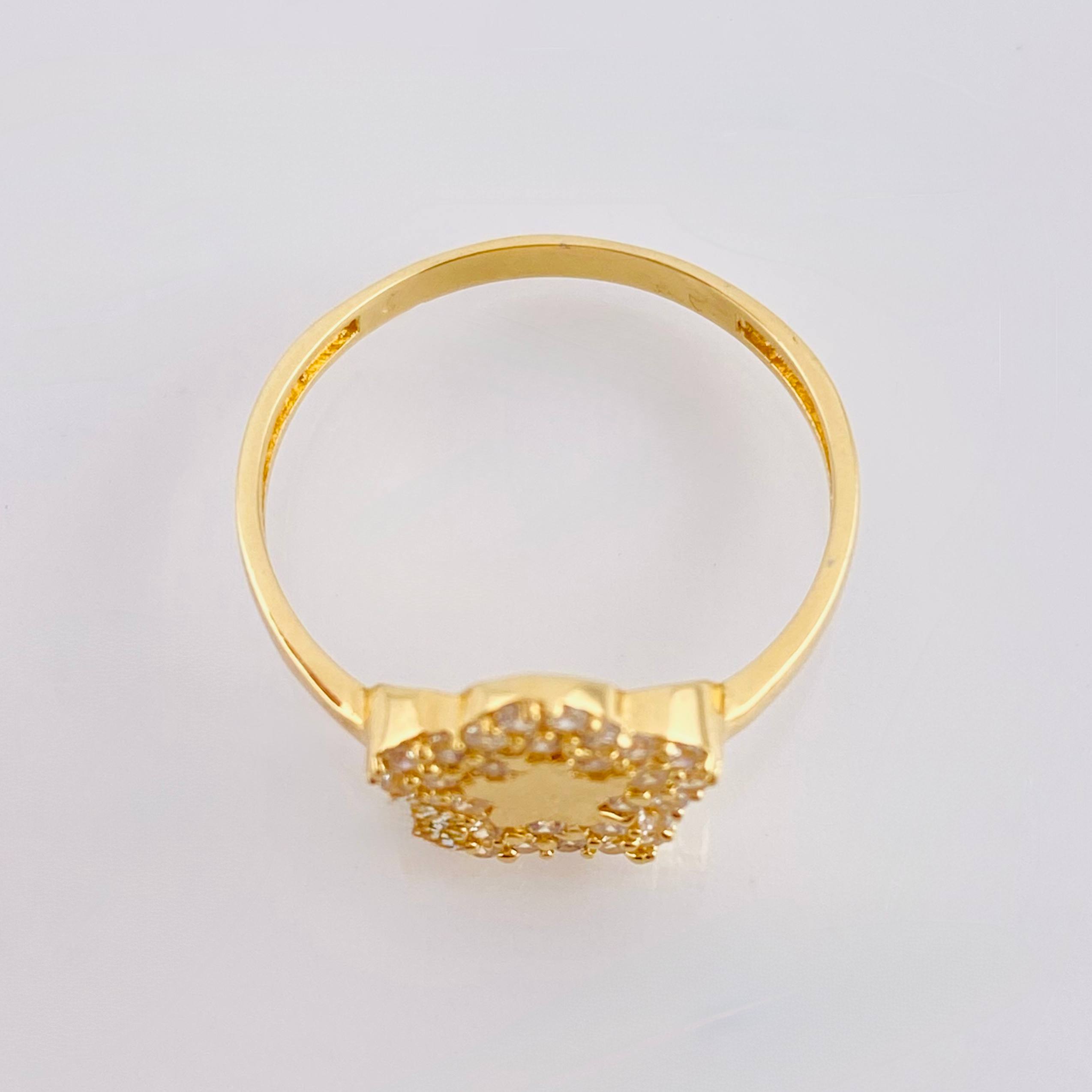 Anillo Estrella En Flor 2.15 g / T7 3/4 Oro Amarillo 18K