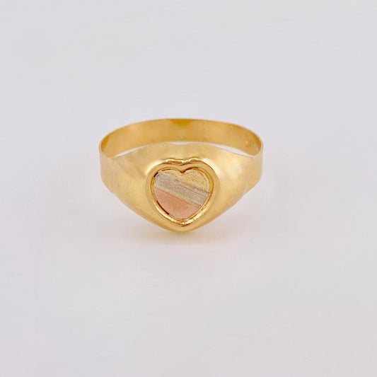 Anillo Sello Corazón 1.65 g / T5 1/2 Tres Oros 18K