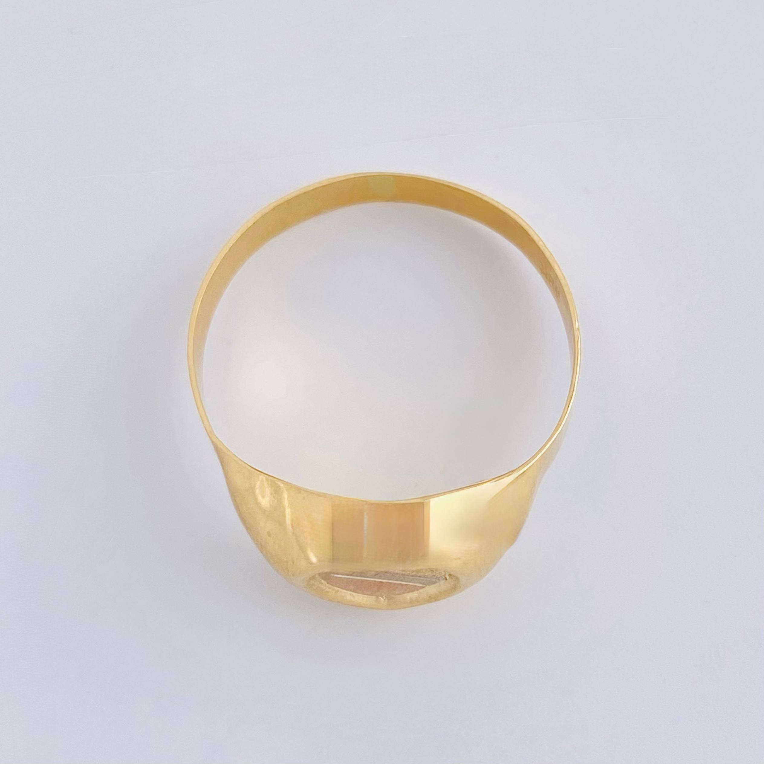 Anillo Sello Corazón 1.75 g / T6 1/2 Tres Oros 18K