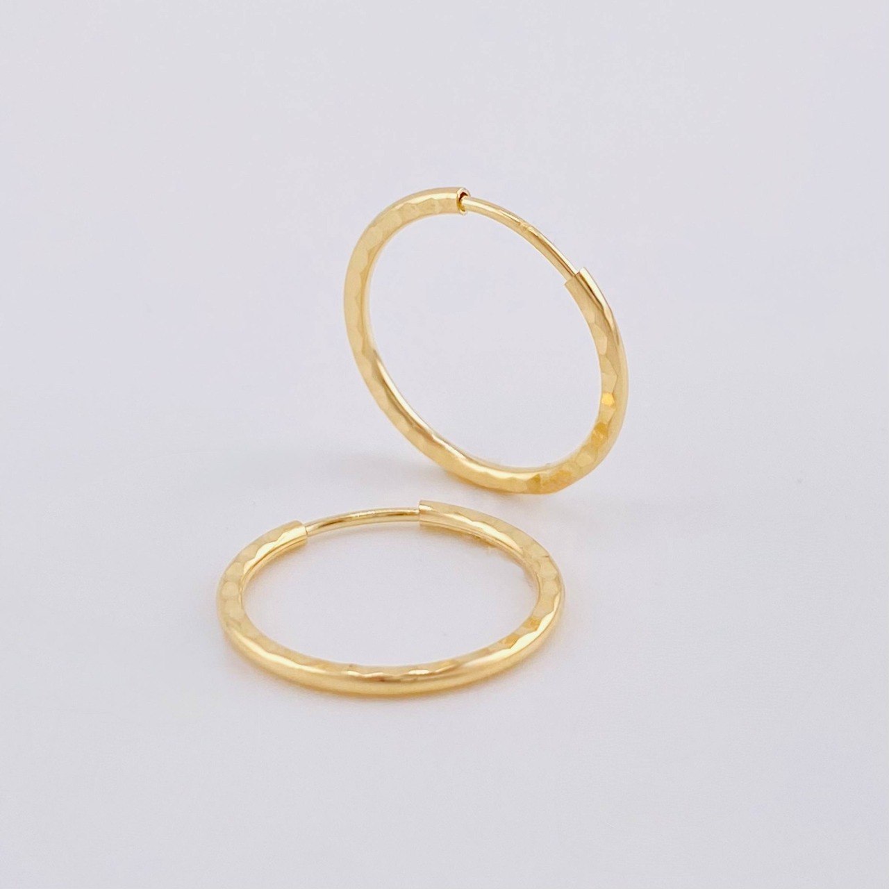 Candongas Aro Diamantado 0.7gr / 1.6cm / Oro Amarillo 18K *