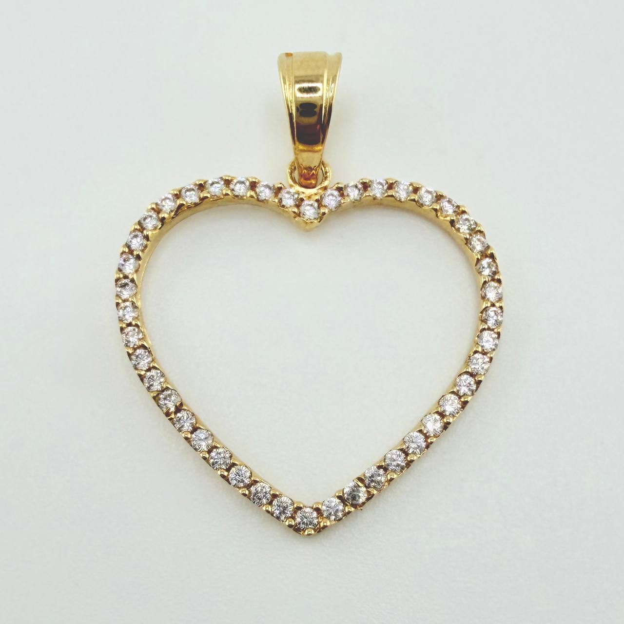Dije Corazon Silueta 1.55gr / 2.8cm / Oro Amarillo 18K