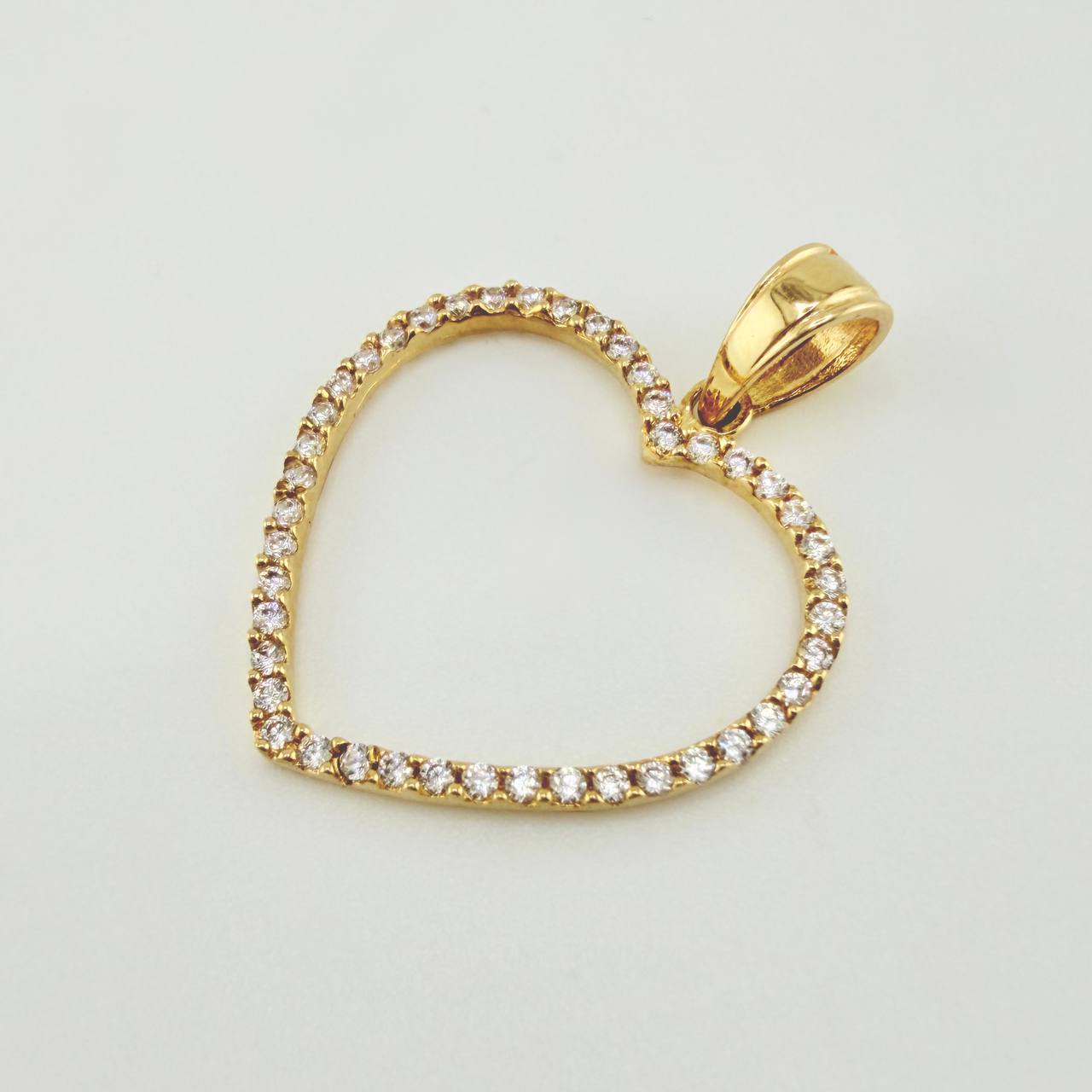 Dije Corazon Silueta 1.55gr / 2.8cm / Oro Amarillo 18K