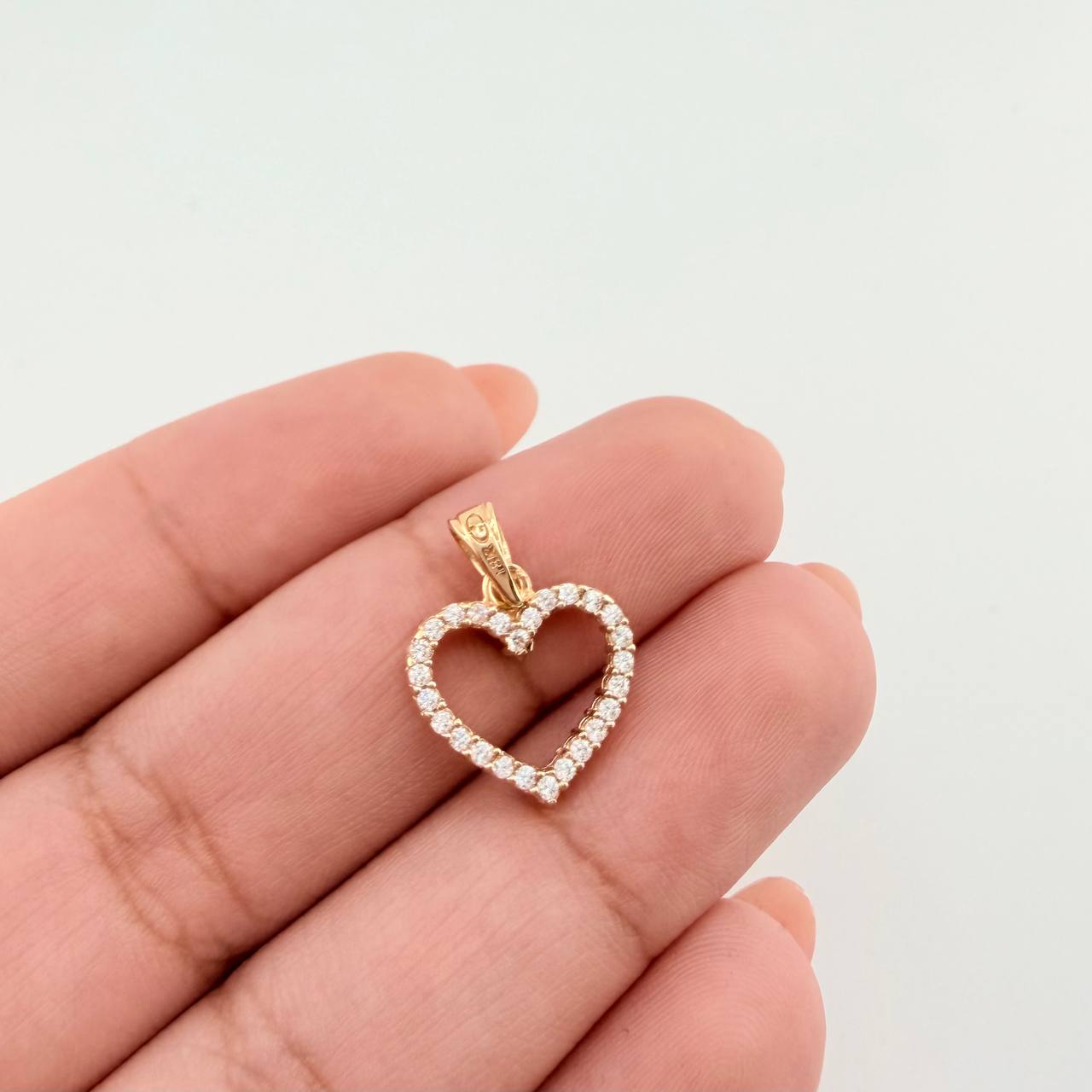 Dije Corazon Silueta Doble Faz 1.4gr / 1.9cm / Oro Amarillo 18K
