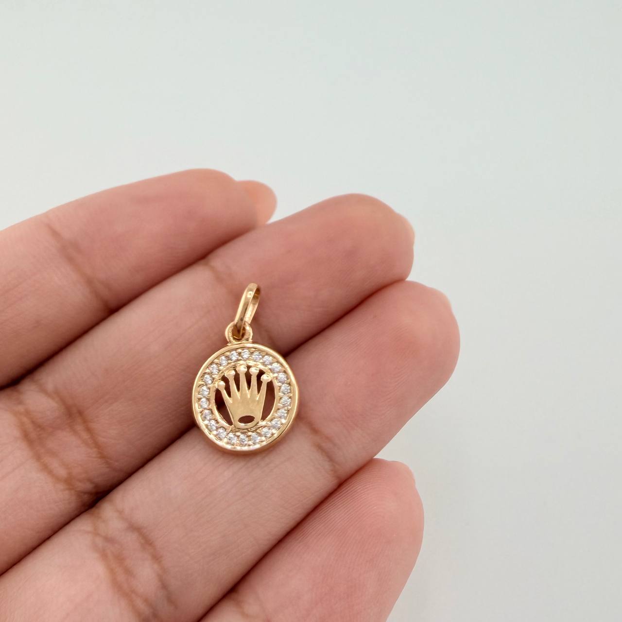 Dije Medalla Corona 1.05gr / 1.7cm / Oro Amarillo 18K