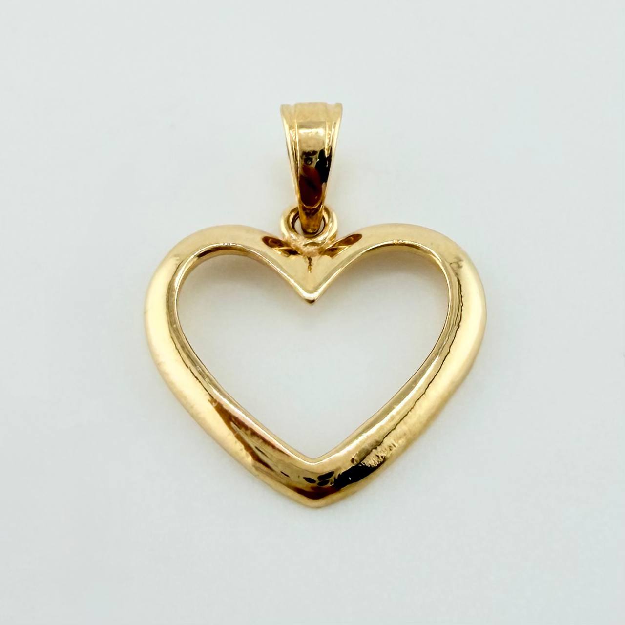 Dije Corazon Silueta 1.05gr / 2cm / Oro Amarillo 18K