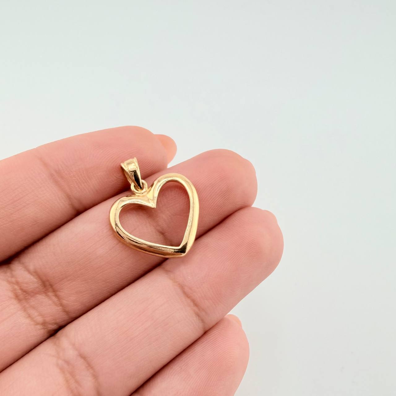 Dije Corazon Silueta 1.05gr / 2cm / Oro Amarillo 18K