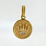 Dije Medalla Texturizada Corona 1gr / 1.8cm / Oro Amarillo 18K