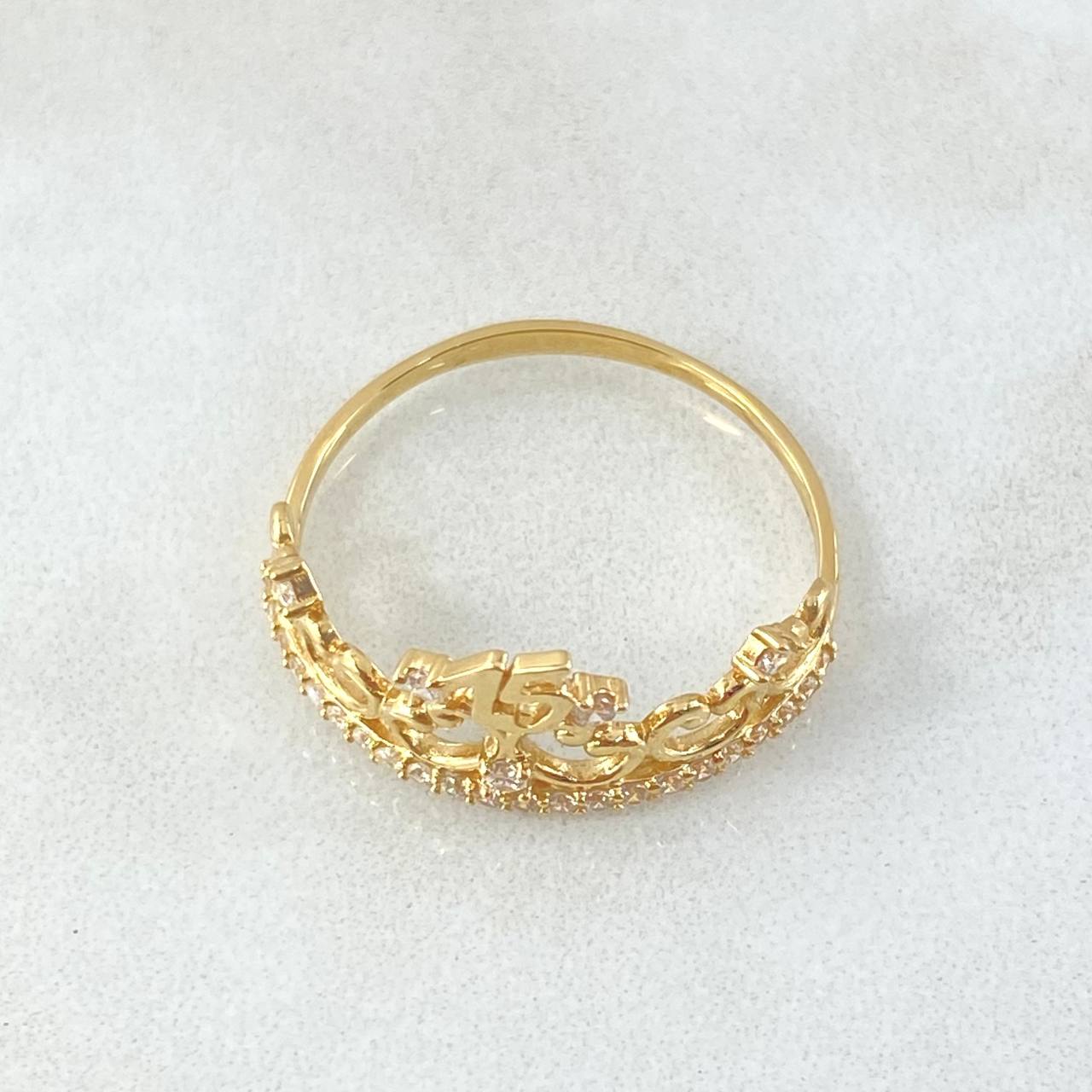 Anillo Corona Corazones Quinces 1.95gr / T8 3/4 / Oro Amarillo 18K *