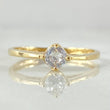 Anillo Cetro Solitario 1.65gr / T6 / Oro Amarillo 18K *