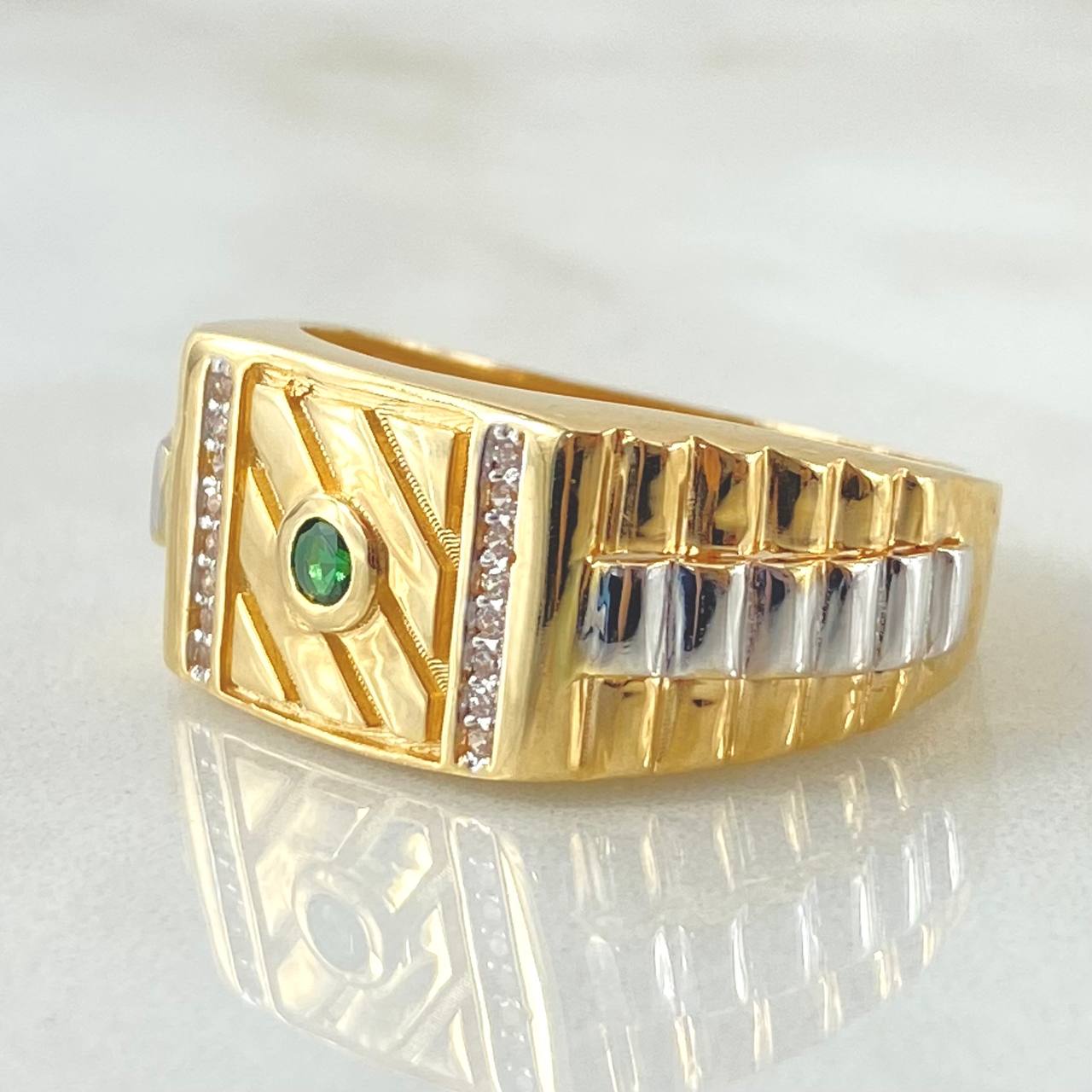 Anillo Correa Sello Cuadrado Incrustado 8.2gr / T10 3/4 / Dos Oros Amarillo Blanco 18K *