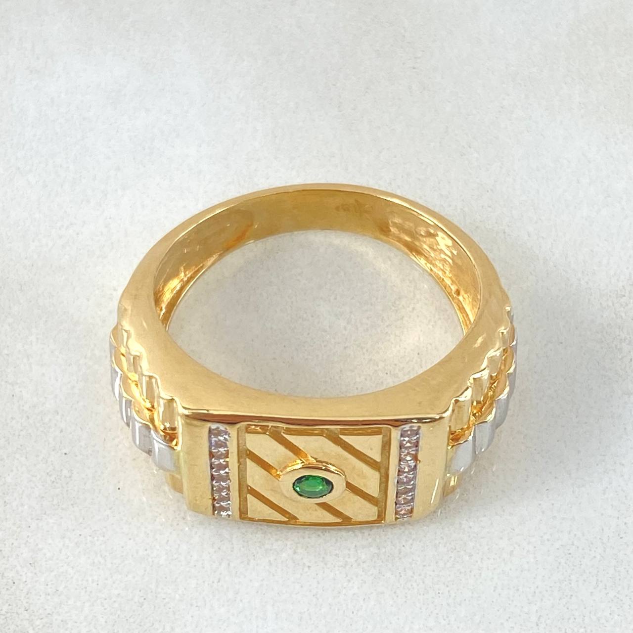 Anillo Correa Sello Cuadrado Incrustado 8.2gr / T10 3/4 / Dos Oros Amarillo Blanco 18K *