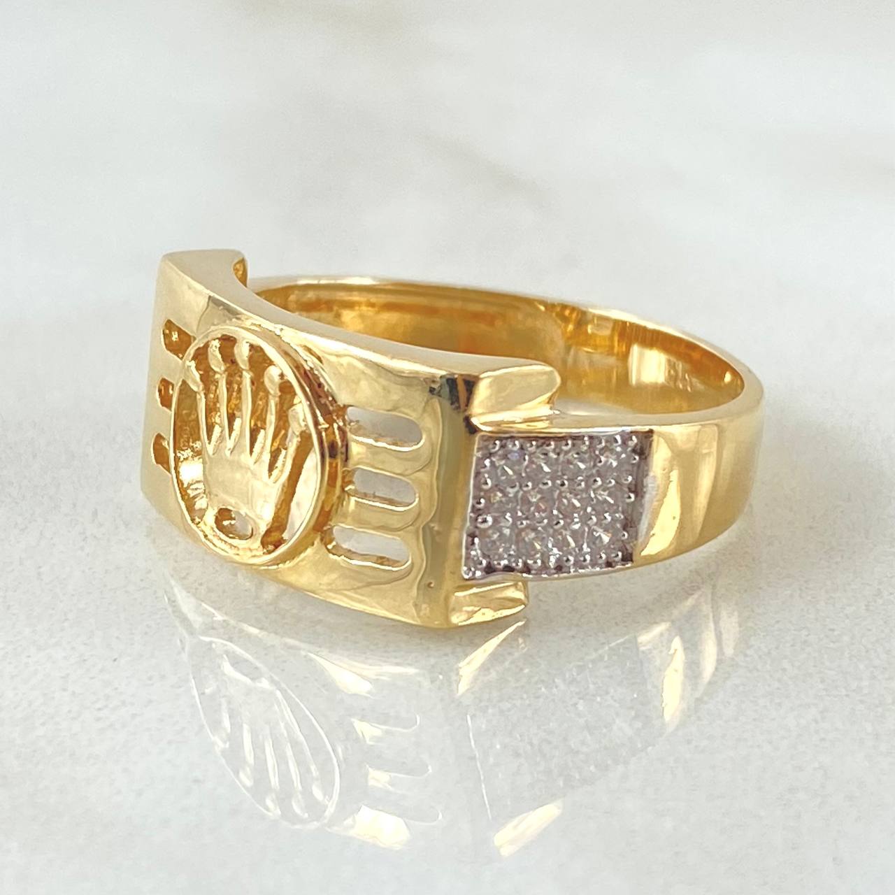 Anillo Corona Sello Enrrejada 5.45gr / T10 / Oro Amarillo 18K *