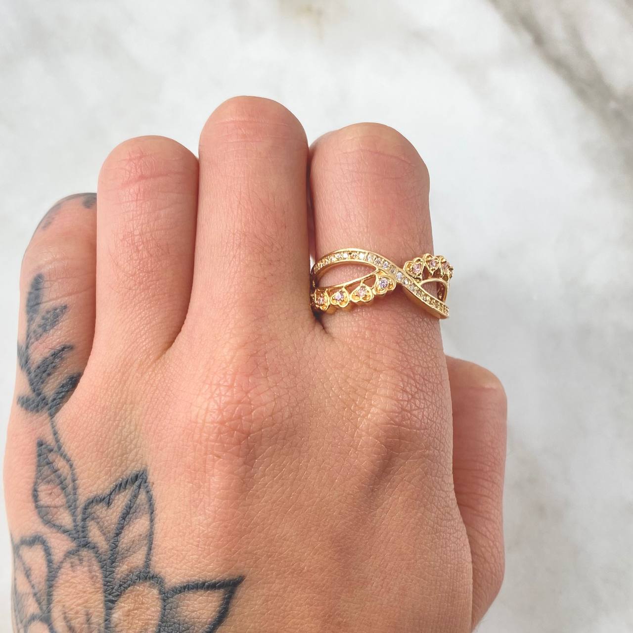Anillo Amor Eterno 3.75gr / T7 3/4 / Oro Amarillo 18K