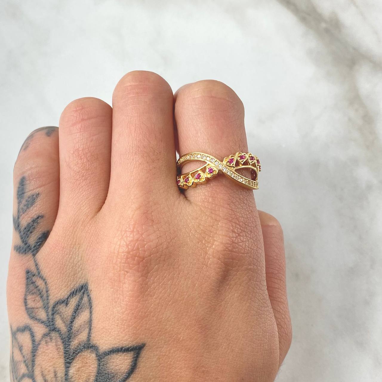 Anillo Amor Eterno 4.1gr / T7 1/2 / Oro Amarillo 18K