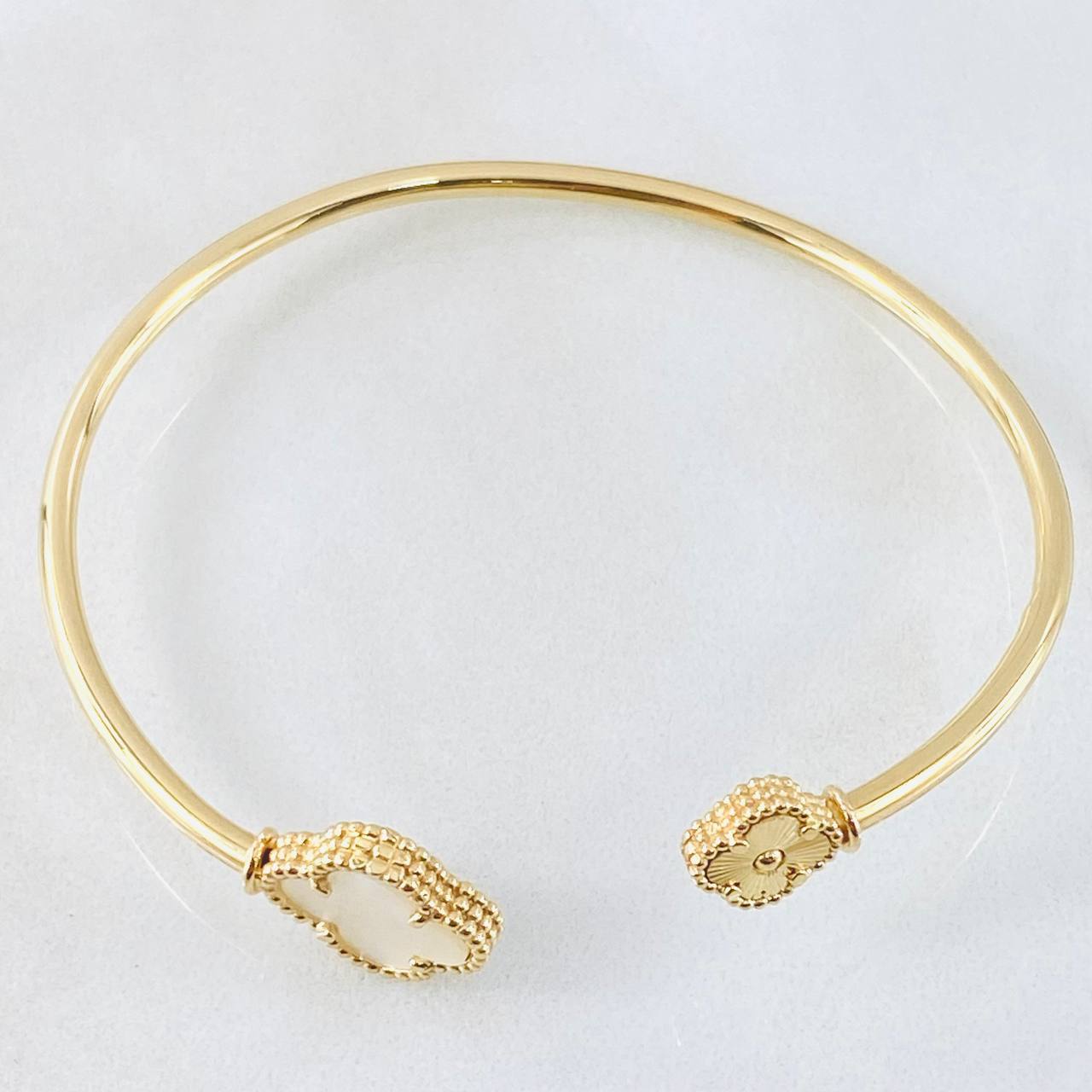 Pulso Aro Trebol 5.6gr / 15cm / Oro Amarillo Nac.Esp. 18K ©