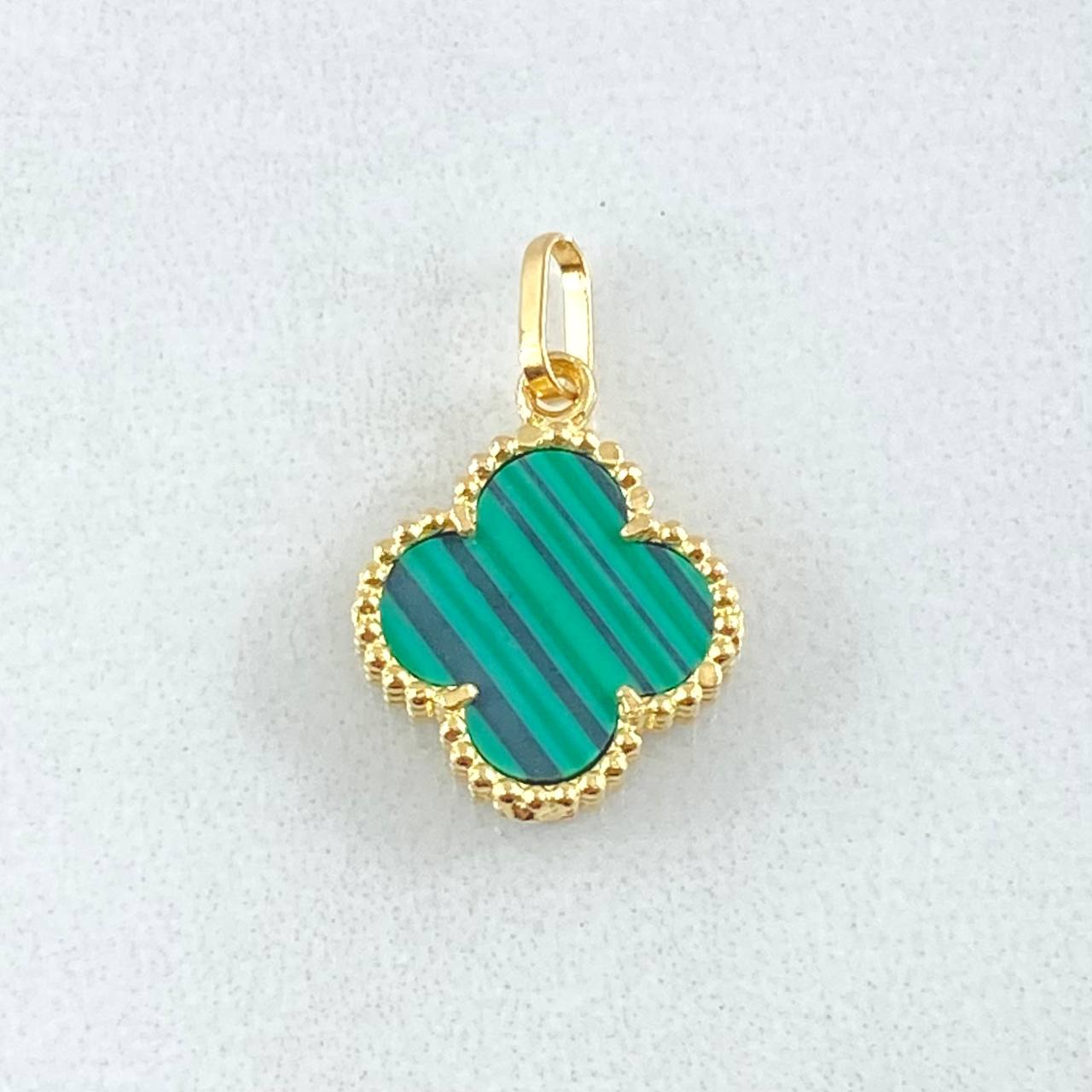 Dije Trebol Verde 1.3gr / 1.9cm / Oro Amarillo Nac.Esp. 18K ©