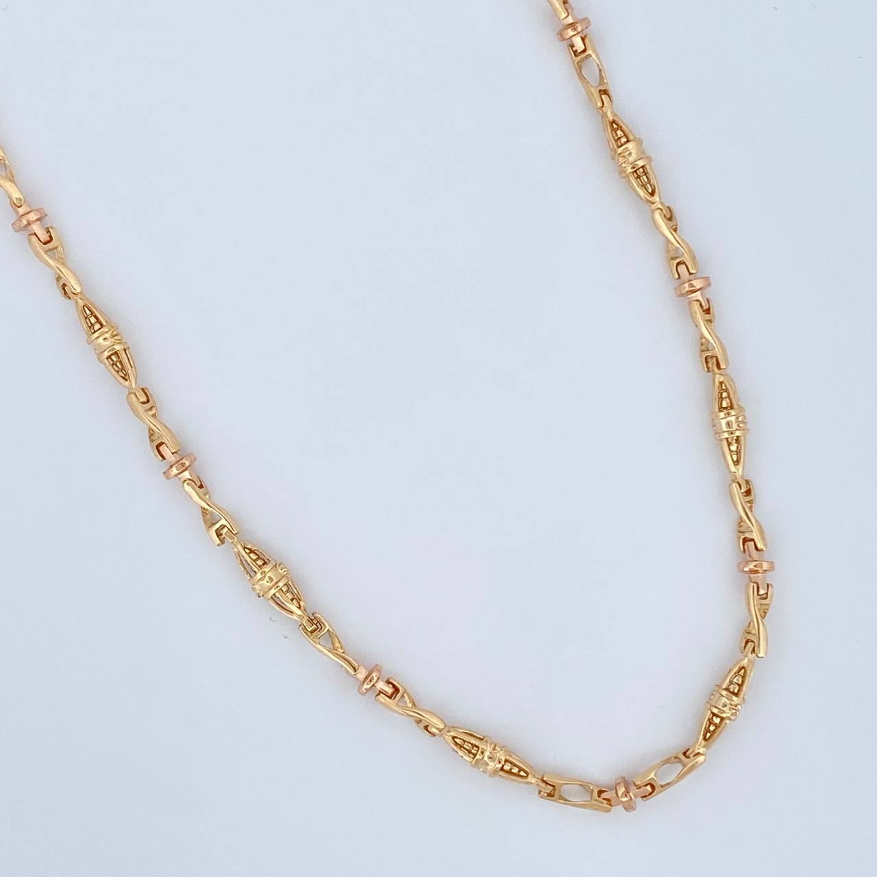 Cadena Rustica Dubai 28.5gr / 61cm / Dos Oros Amarillo Rosa 18K $