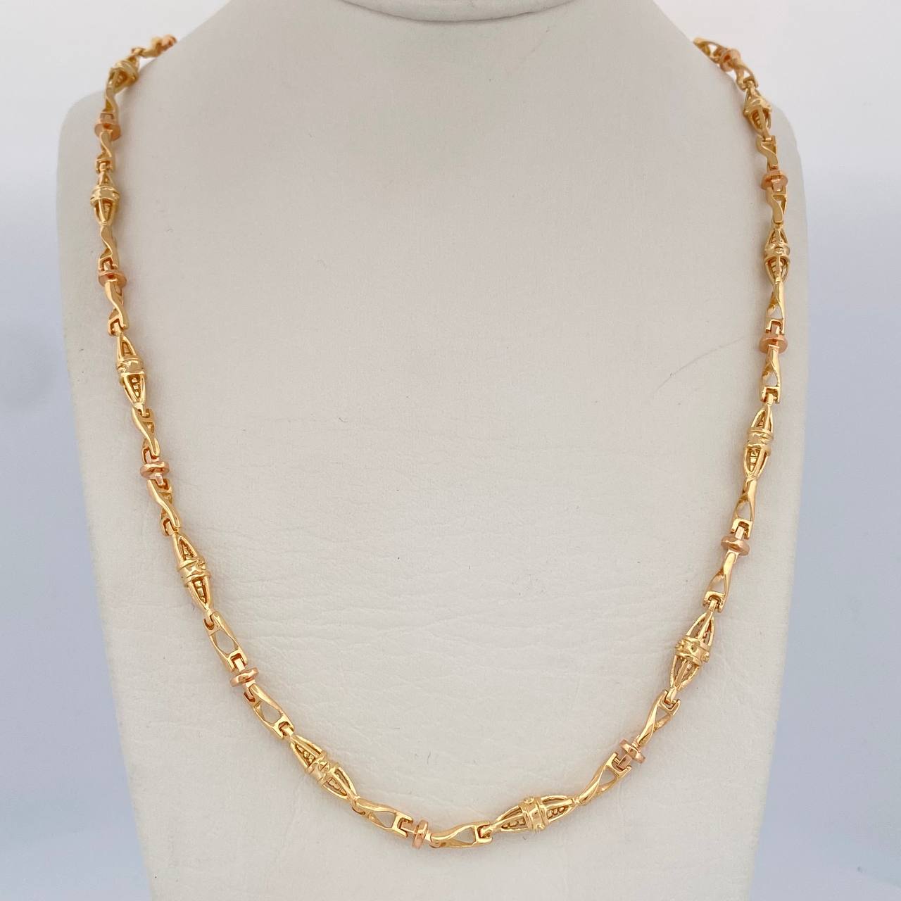 Cadena Rustica Dubai 28.5gr / 61cm / Dos Oros Amarillo Rosa 18K $