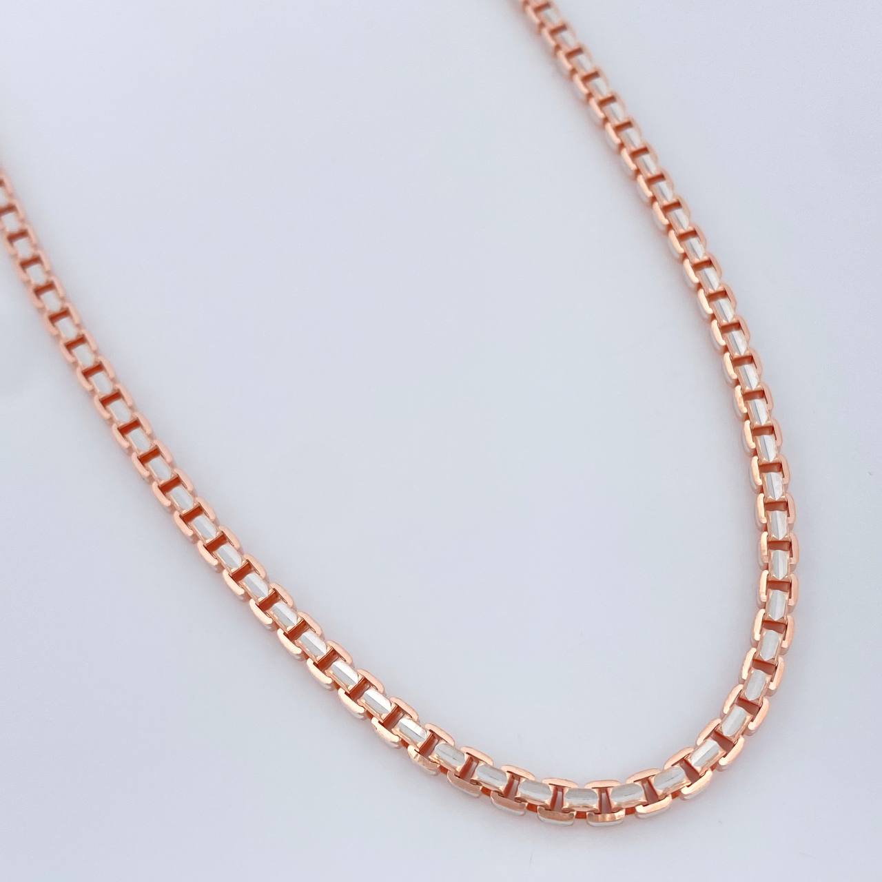 Cadena Veneciana 33.4gr / 70cm / Dos Oros Blanco Rosa +3 18K $