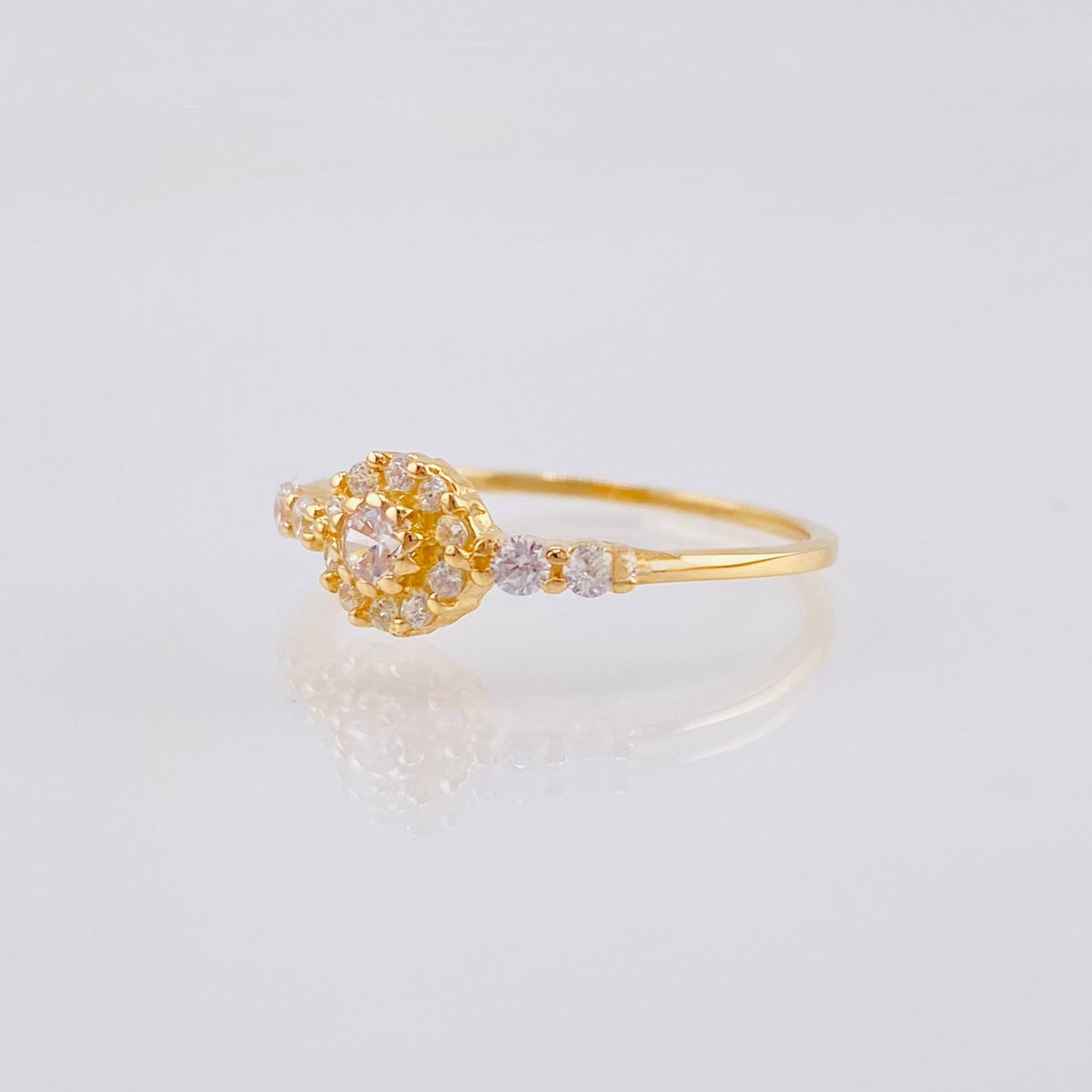 Anillo Solitario Cuatro Chispa 1.45gr / T7 / Oro Amarillo 18K ©