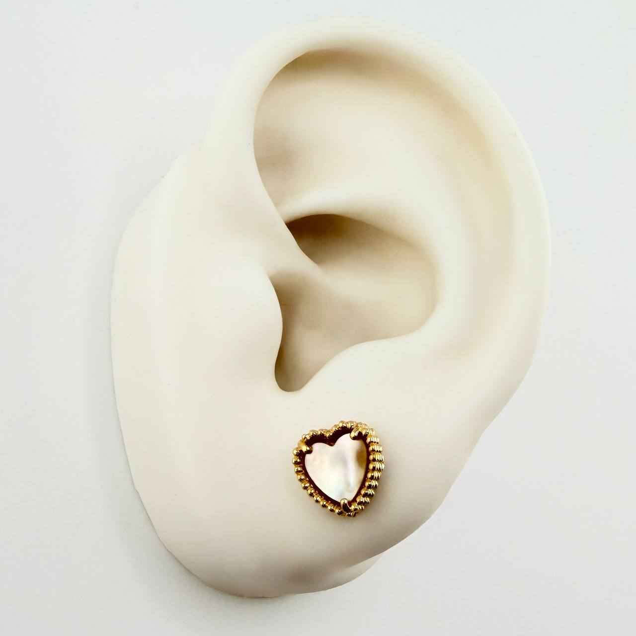 Topos Corazon Blanco 2.35gr / 8.3mm Oro Amarillo Nac.Esp. 18K