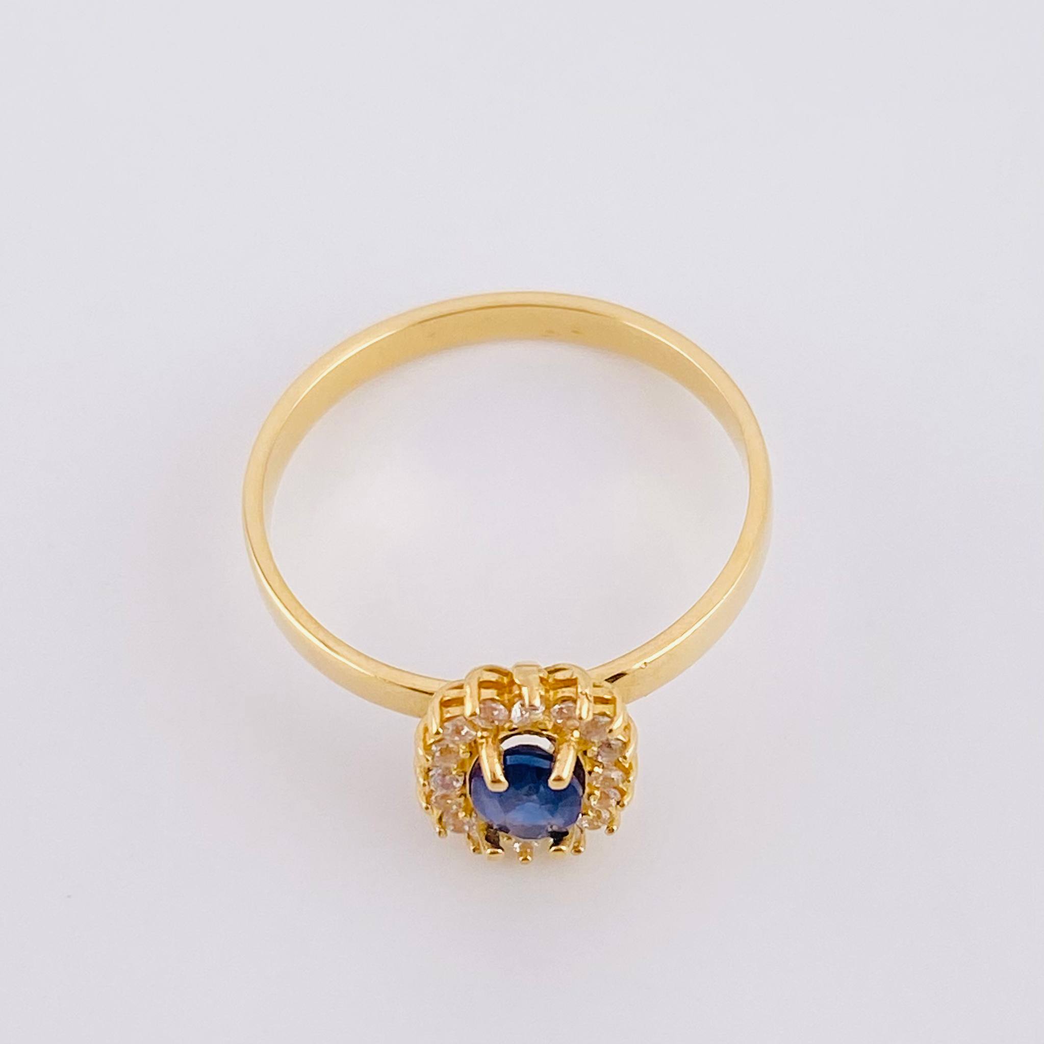 Anillo Óvalo Tupido Zafiro 45pts 2.5g / T8 Oro Amarillo 18K