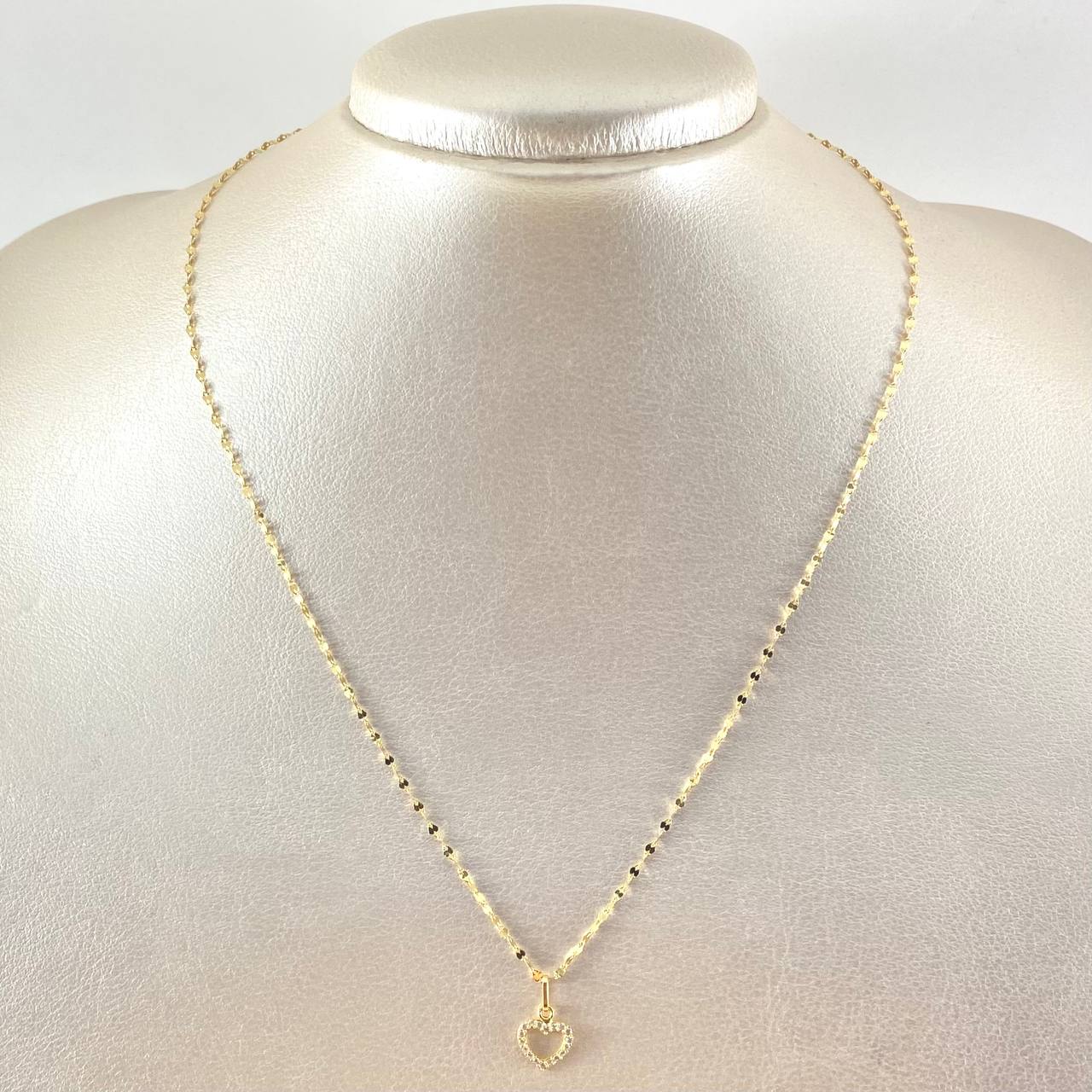 Set Cadena y Dije Flor espejo + Corazon Silueta 1.35gr / Oro Amarillo 18K (Oferta) ©