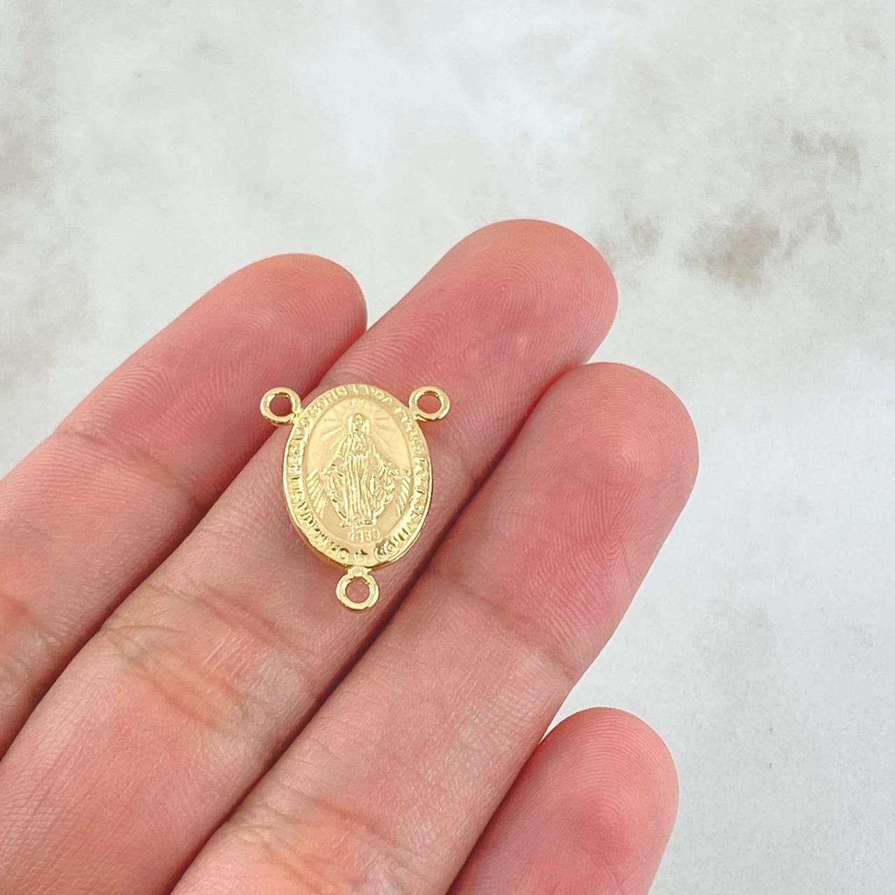 Herraje Crucero Virgen Milagrosa 0.85gr / 1.8cm / Oro 18K