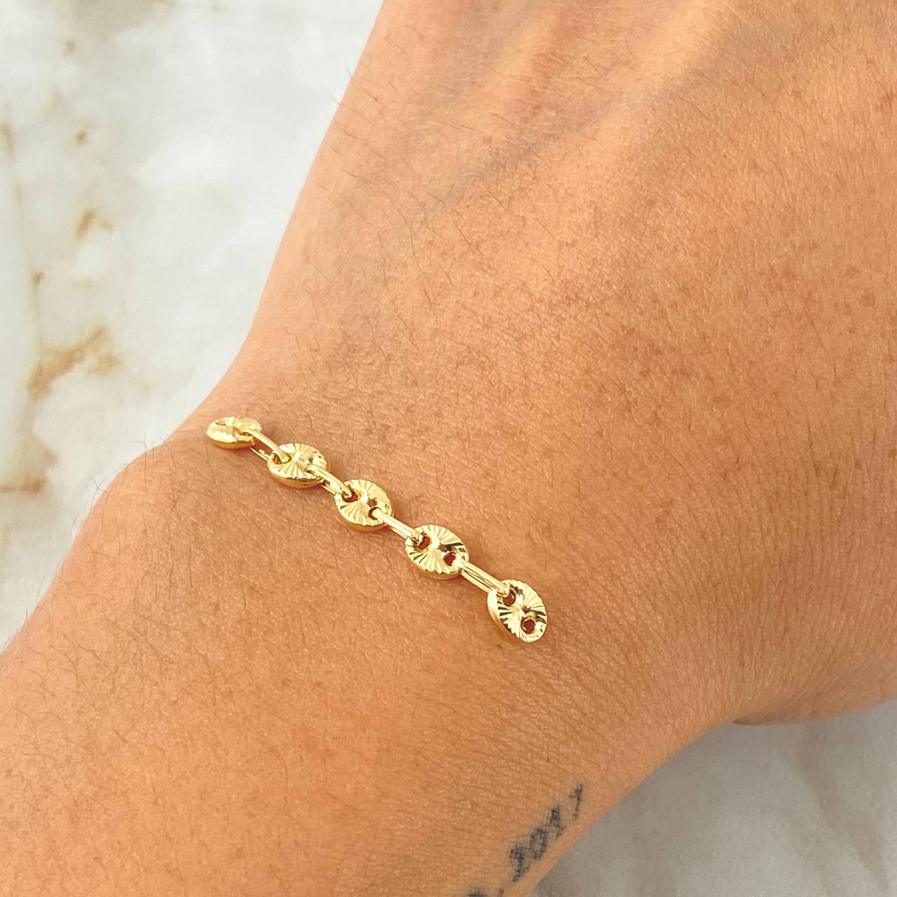 Herraje Retazo GC 0.65gr / 3.8cm / Oro Amarillo 18K