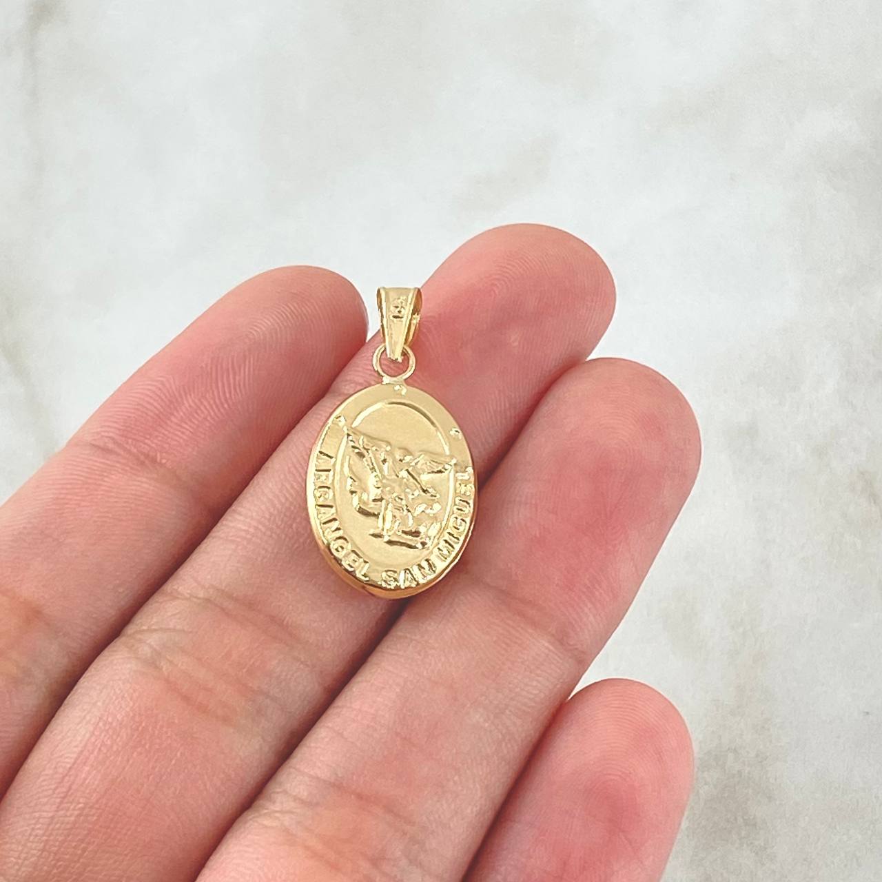 Dije San Miguel 1.15gr / 2.5cm / Oro 18K
