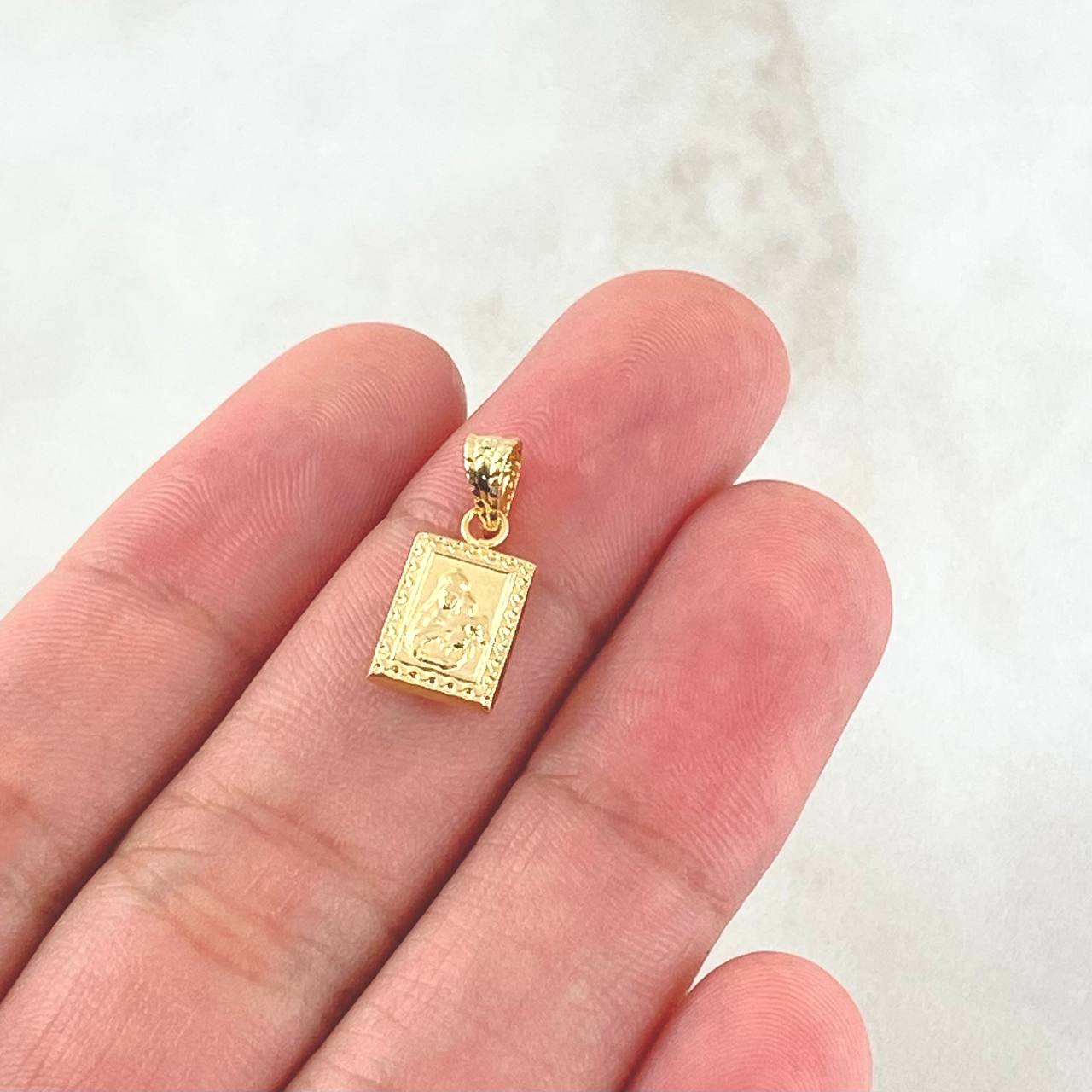 Dije Sagrado Corazon De Jesus 0.5gr / 1.6cm /  Virgen Del Carmen Oro Amarillo 18K