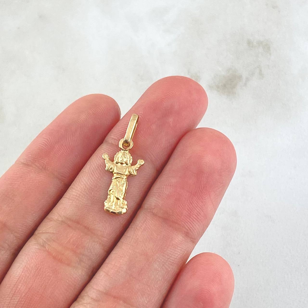 Dije Divino Niño 0.35gr / 2.1cm / Oro Amarillo 18K ©