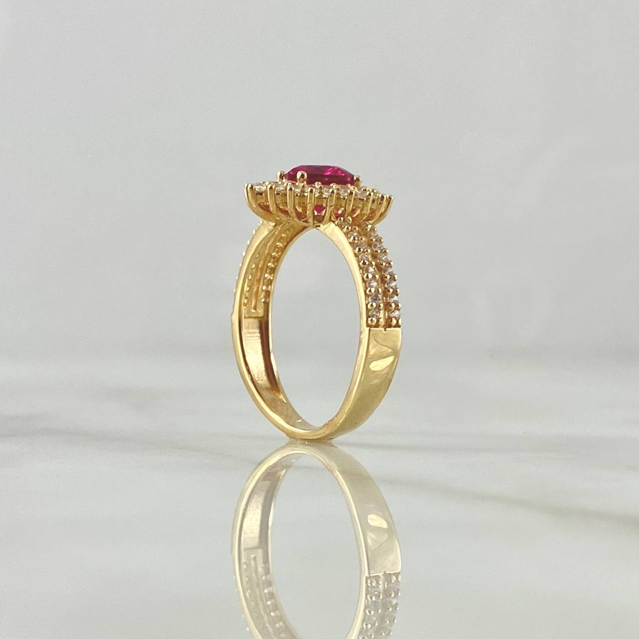 Anillo Halo Corazón Tupido 4.15gr / T6 1/2 / Circones Blancos Fucsia Oro Amarillo 18K *