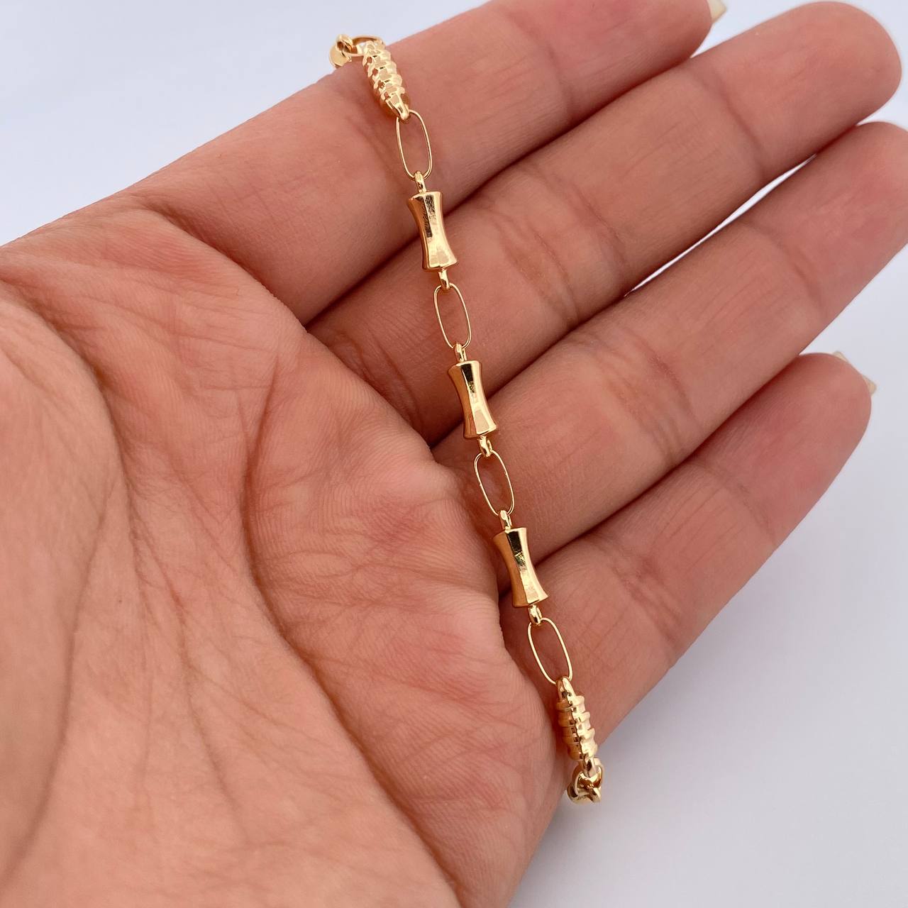 Pulso Rustico Reloj De Arena  3.65gr / 21cm / Oro 18K $