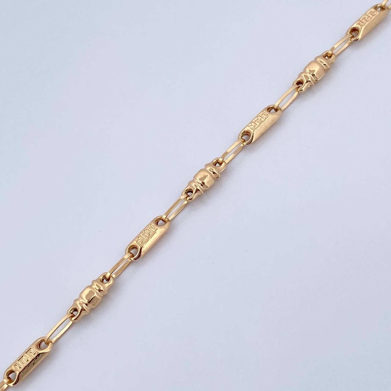Pulso Rustico Tribal 4.35gr / 21.5cm / Oro 18K $