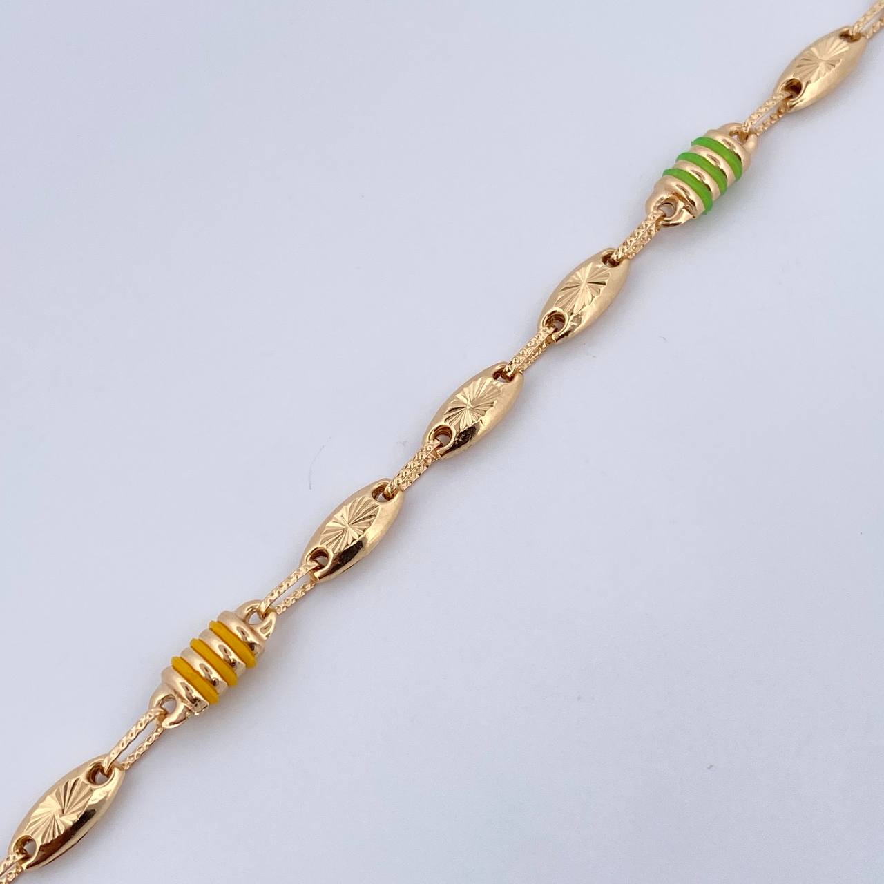 Pulso Eslabón Diamantado 5.75gr / 21.5cm / Oro 18K $