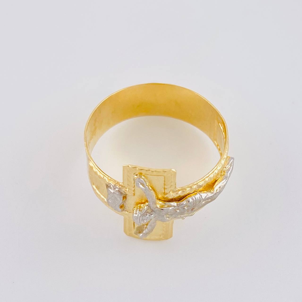 Anillo Cruz Cristo Bordeado 4.05g / T9 1/2 Dos Oros Amarillo Blanco 18K